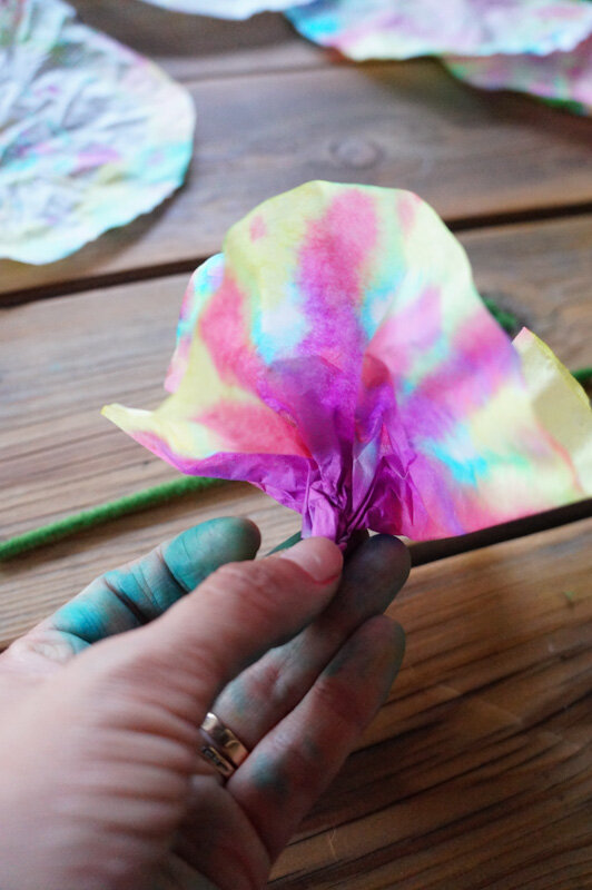 How to Make Easy Tissue Paper Flowers - Angie Holden The Country