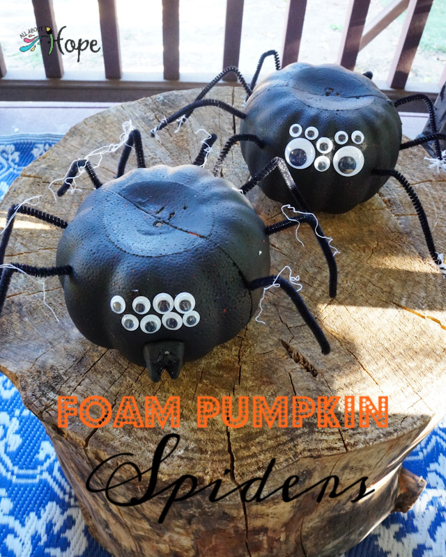 How to make easy pipe cleaner spiders - Hope Blog