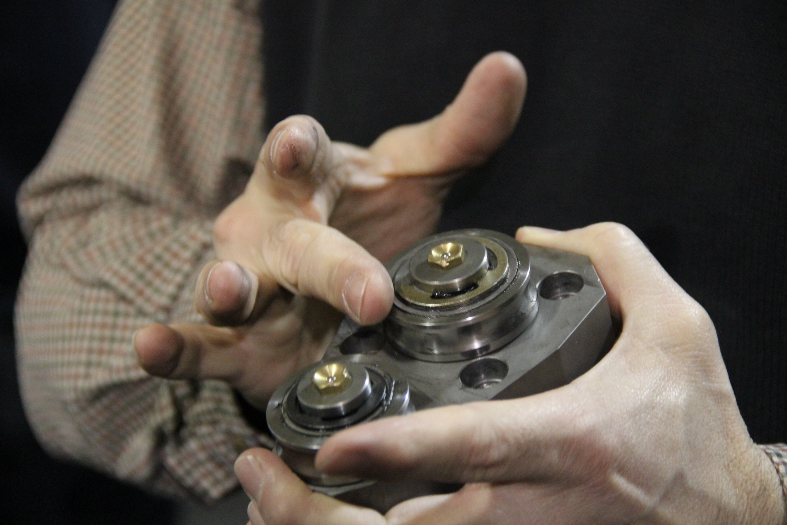 One of the CNC bending heads