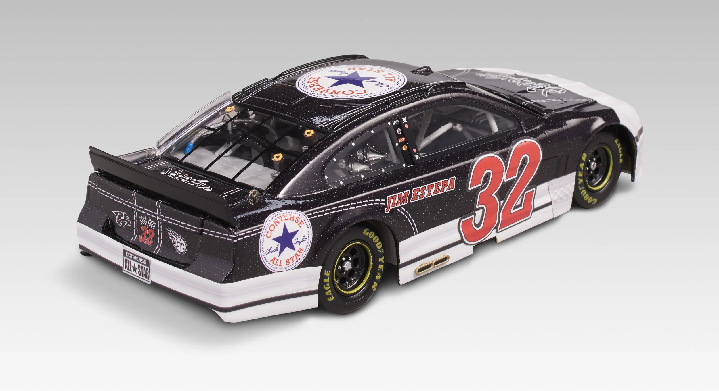 011 Converse_NasCar_Back_15055FD0124.jpg