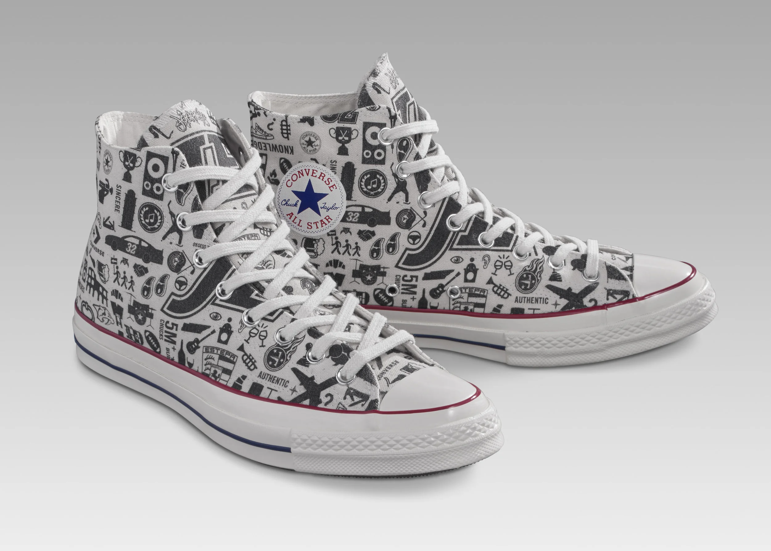014 Converse_Shoes_2_15055FD0154.jpg