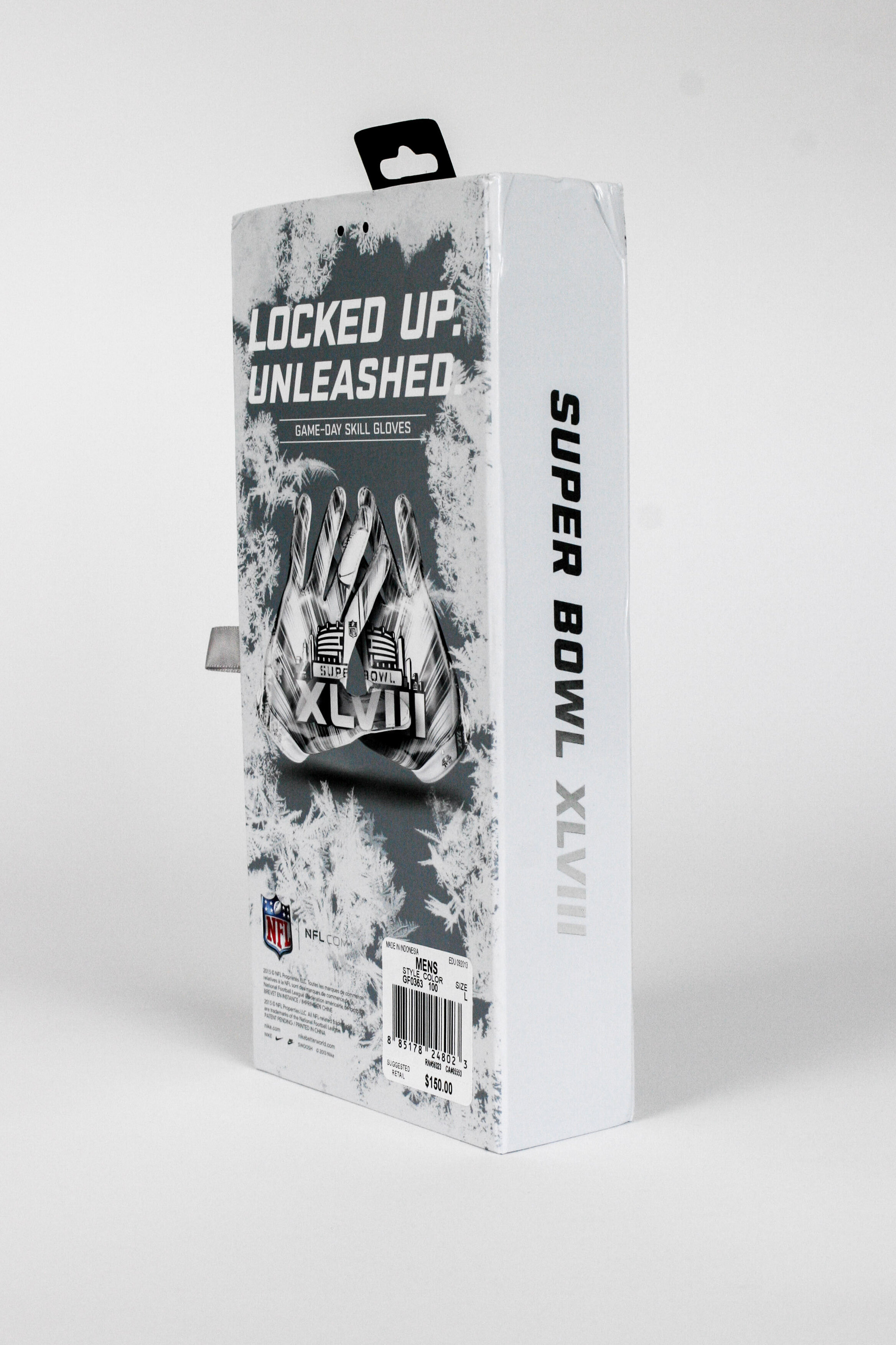 Super-Bowl_Glove_Retail-2.jpg