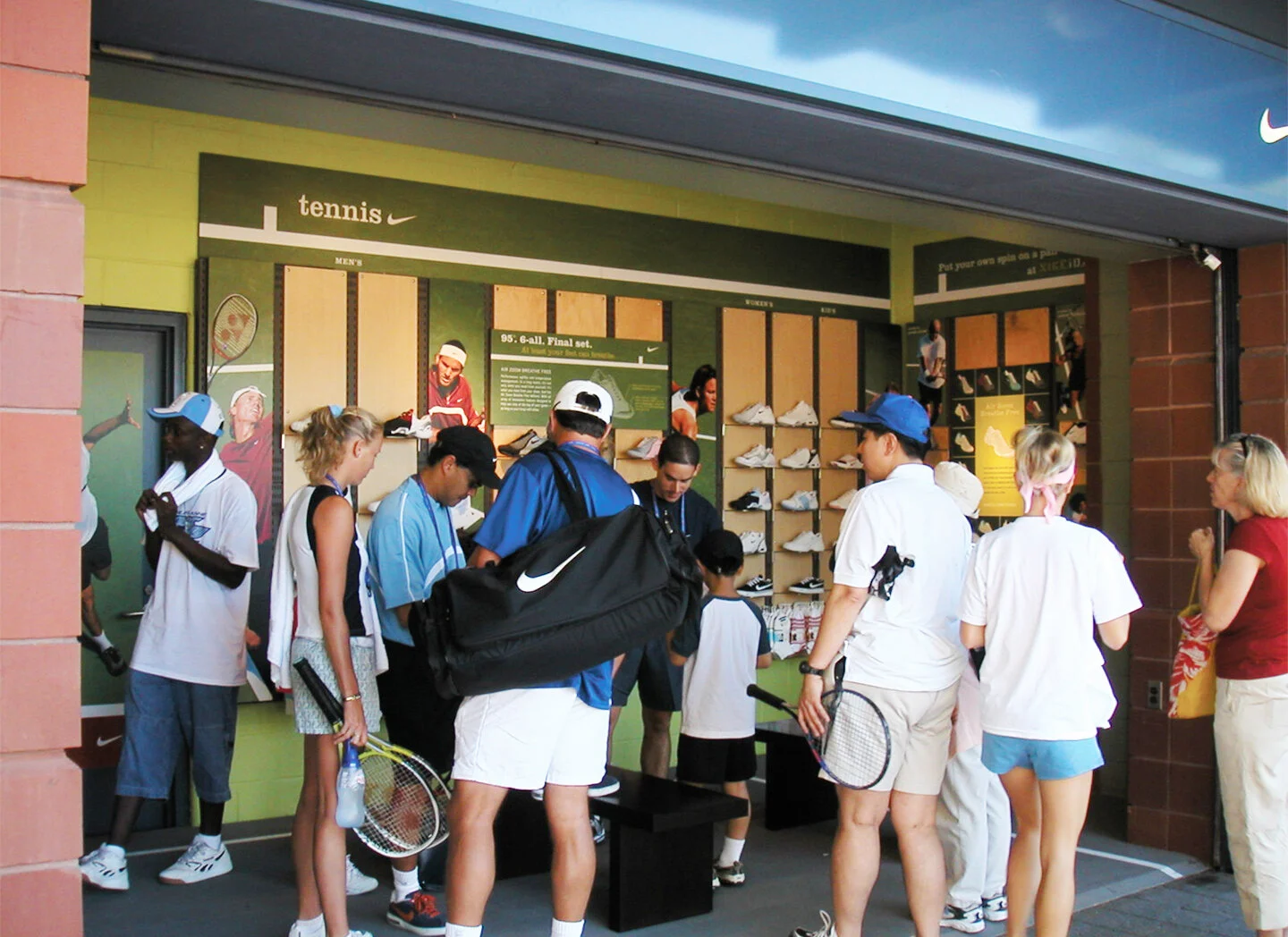 footwear wall_01.jpg