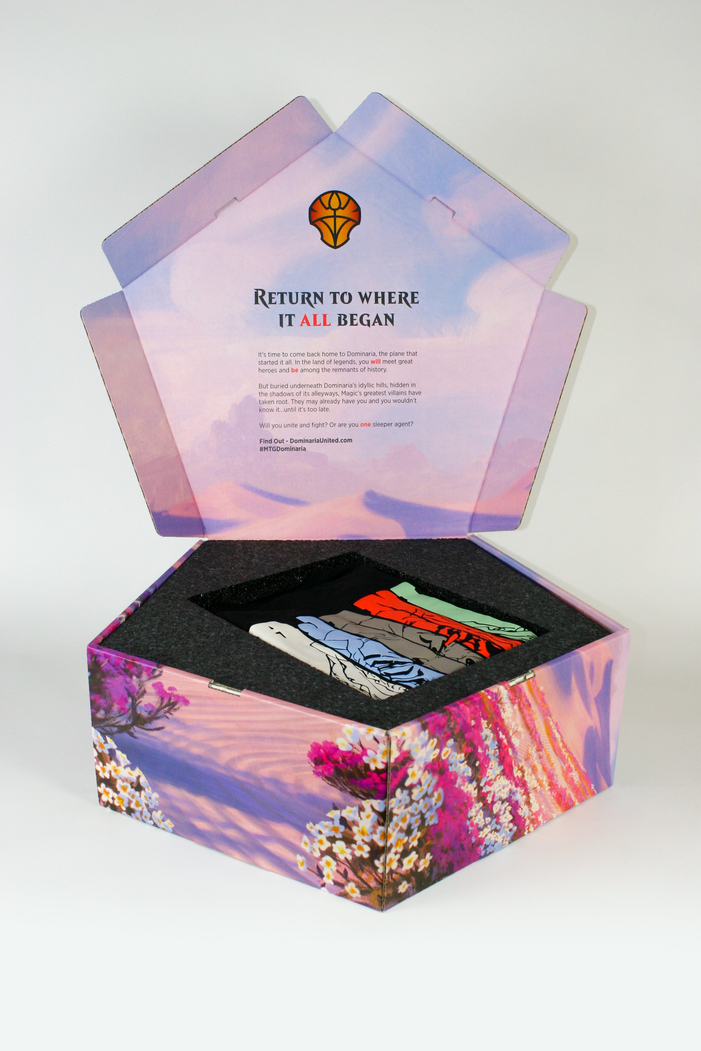 MTG_Dominaria United_Kit_01.jpg