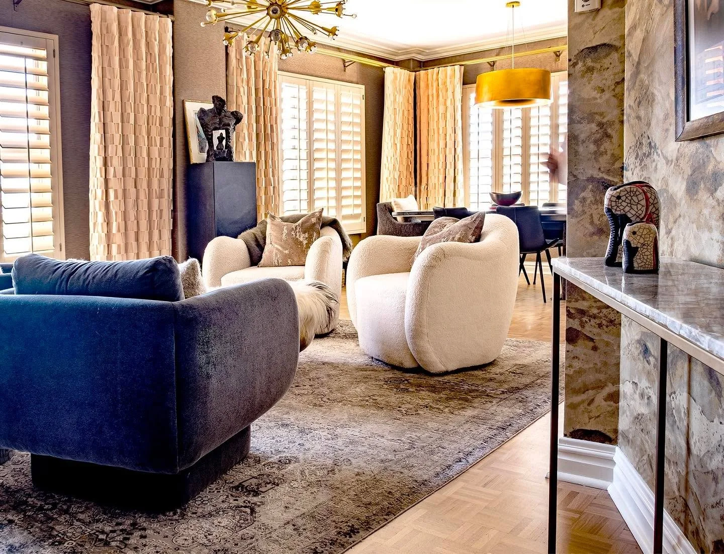 🌆✨ PAST MEETS PRESENT ✨🏡

Discover how Midtown Phoenix beautifully blends historic charm with modern living! Join us for the Midtown Urban Living Tour and explore 9 stunning homes that tell the story of design, community, and transformation in our 