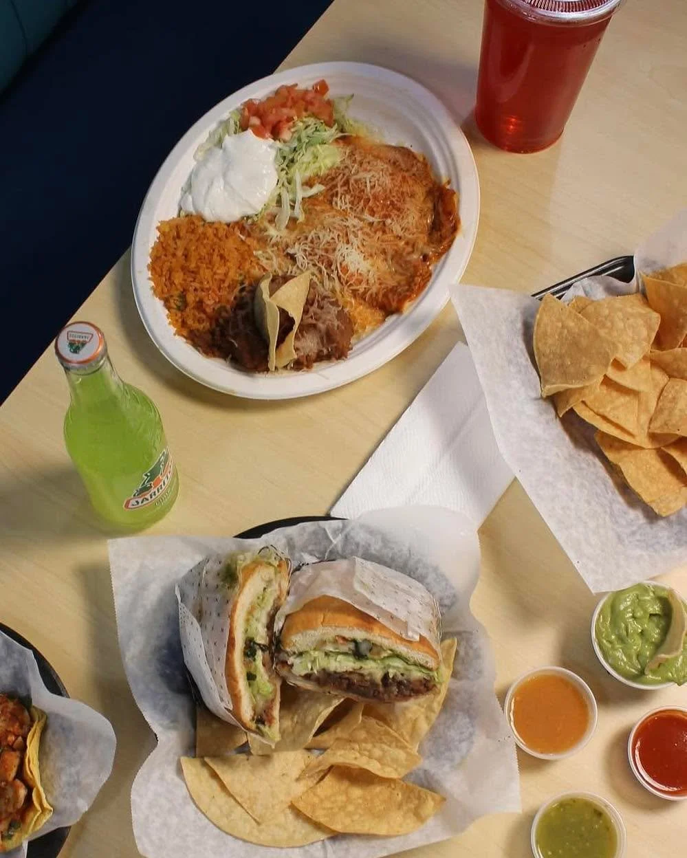 Thank you to the Central Phoenix location of  senortaco_official for hosting our April board meeting!

Go celebrate Cinco de Mayo with some delicious tacos at Se&ntilde;or Taco! 🌮