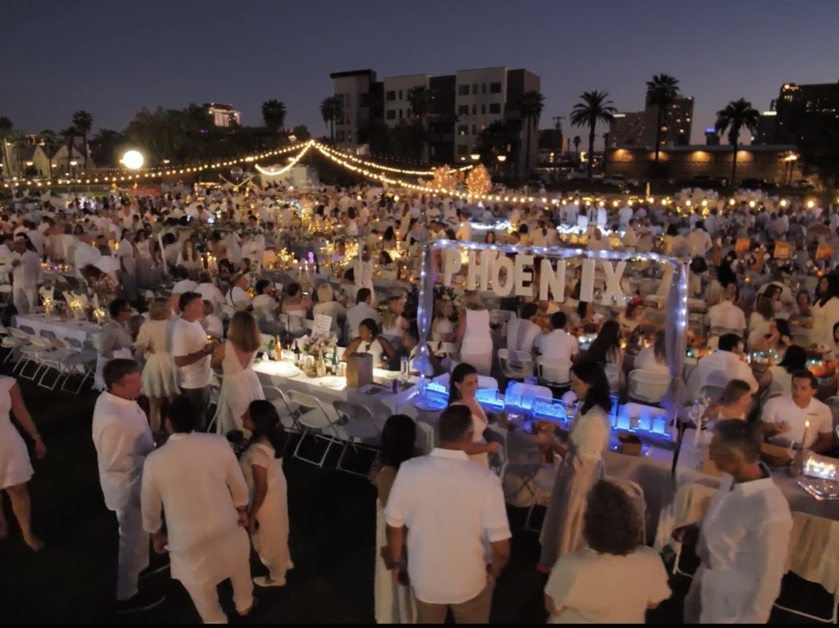 11th Annual Noche en Blanco