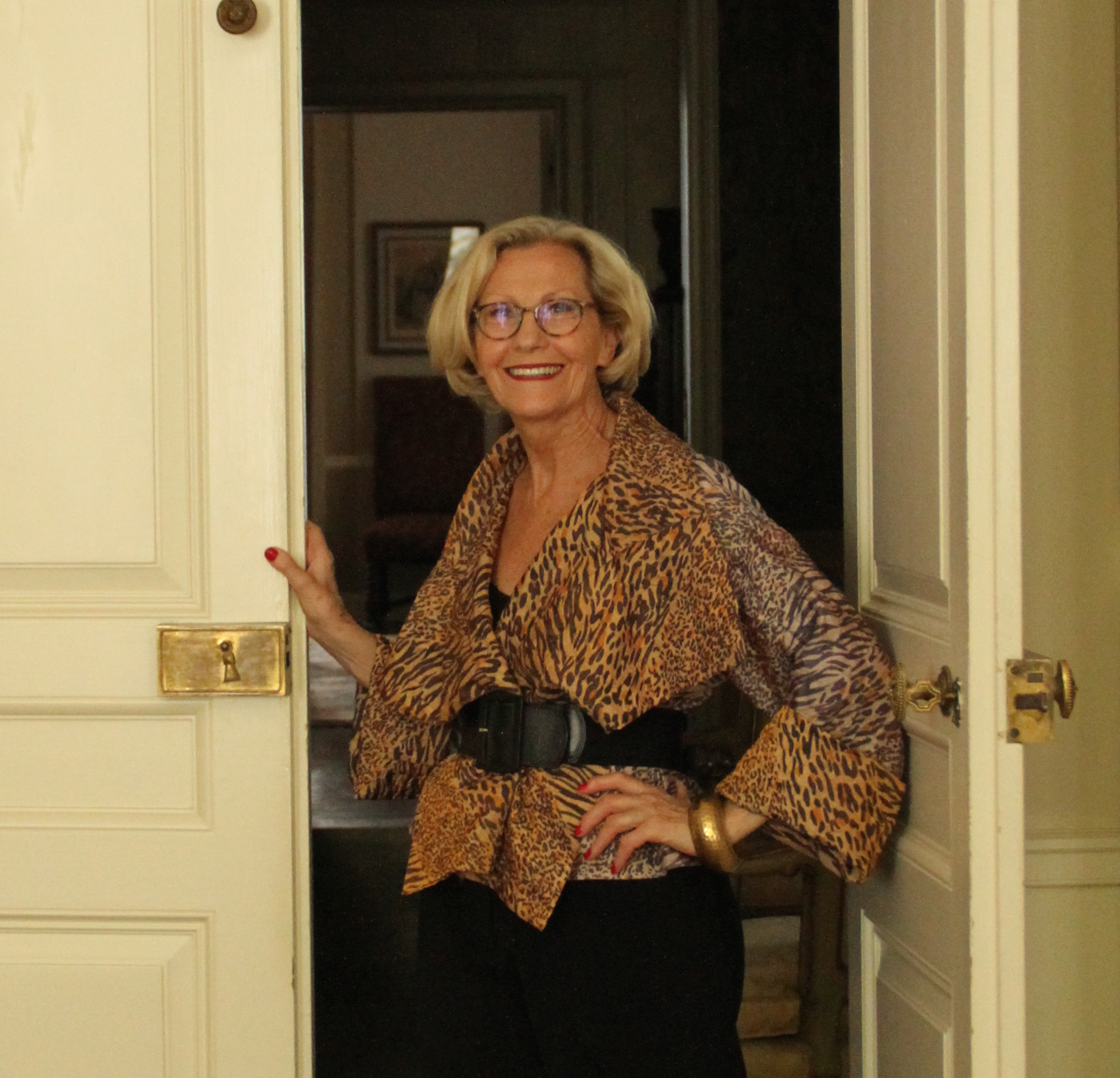 sylvia in door.png