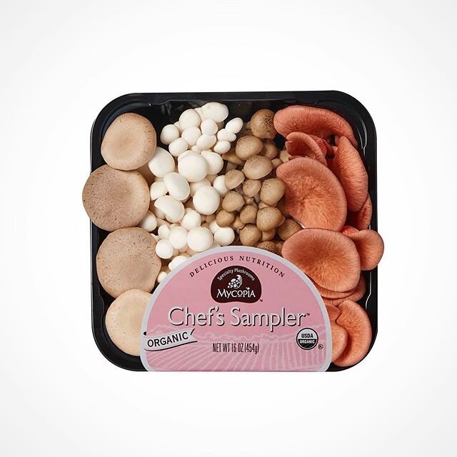 LIMITED RELEASE: Pink Oyster mushrooms for your Valentine, available in our chef's sampler! 💓  #pleurotusdjamor #pinkoyster #mushrooms #organic #valentine #urbanag #mycology #foodie #winterproduce #superfood #foodstagram #veggies