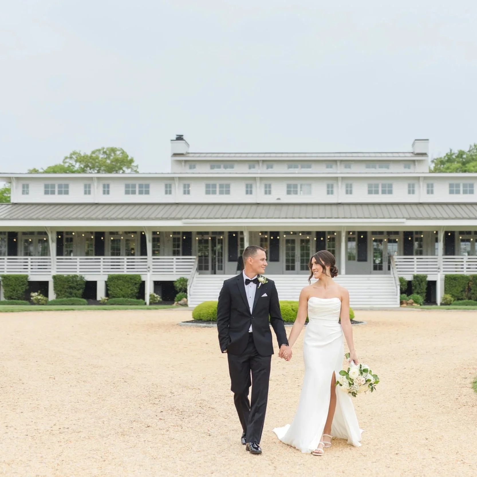 10 Virginia Vineyard Wedding Venues for a Luxury Celebration