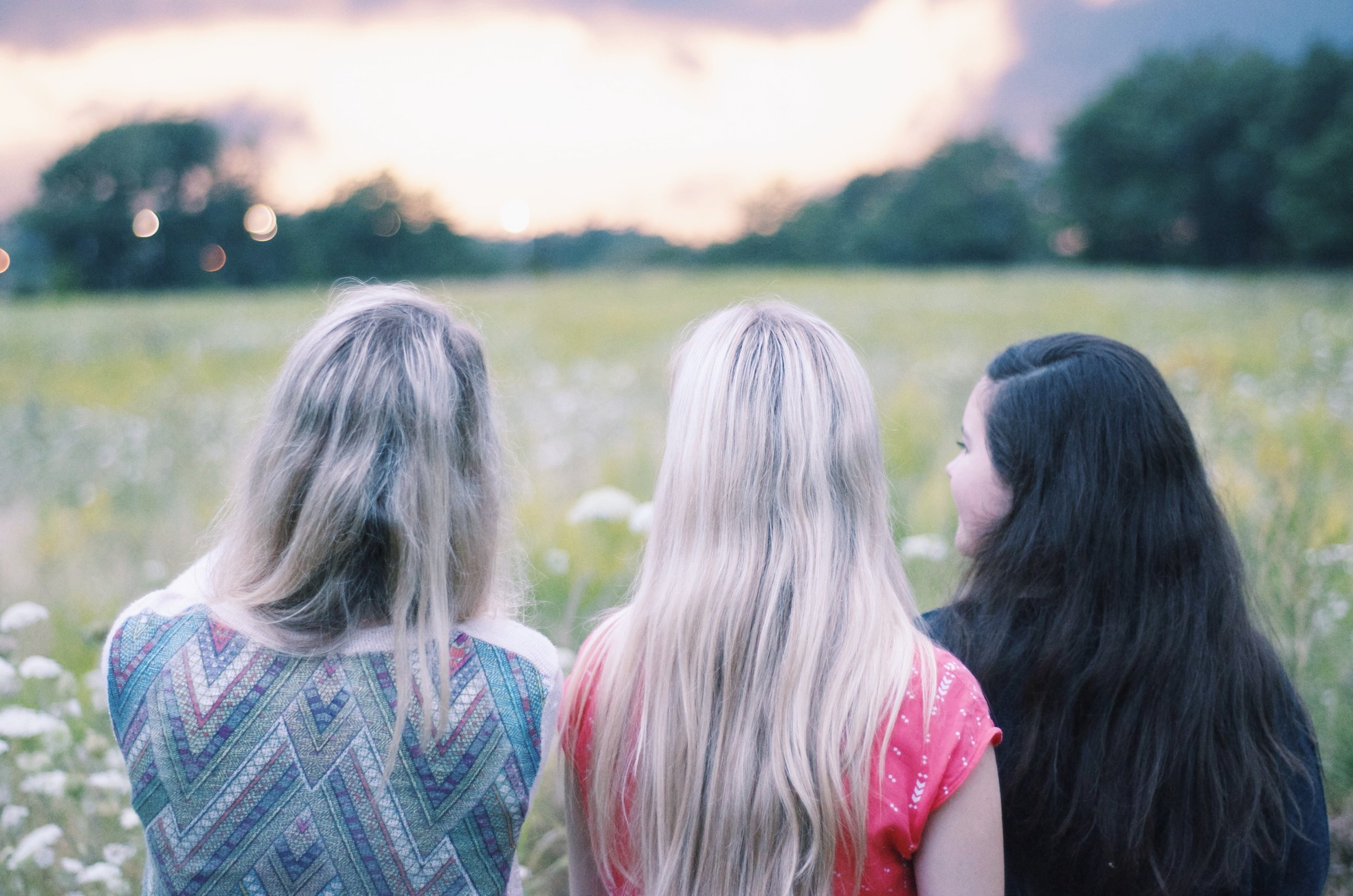 20140830_AlizaLatta_watchingthesky.jpg