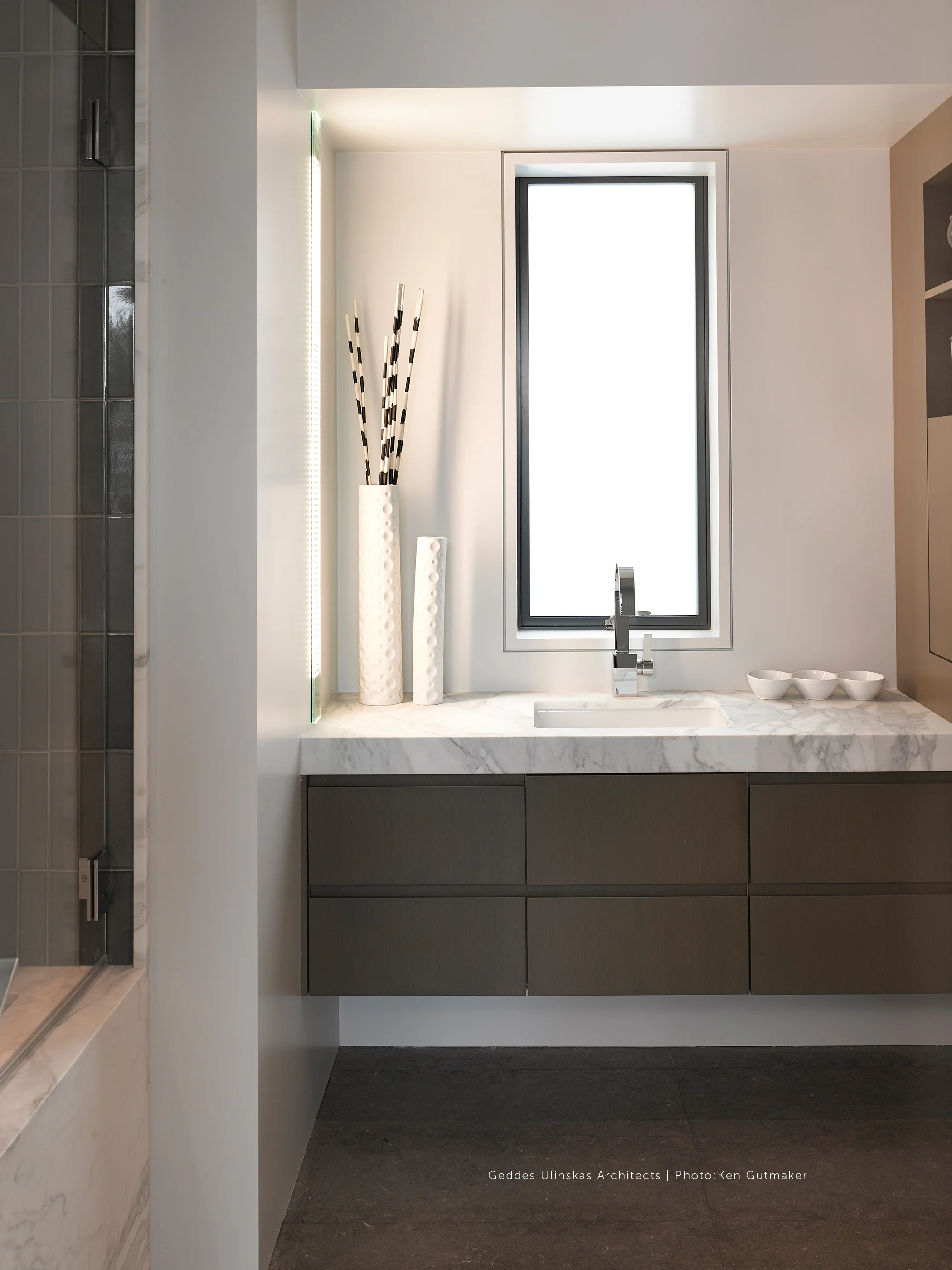INSTALL-Bedroom_Emanation_Geddes-Ulinskas-Architects_Ken-Gutmaker-photo-2.jpg