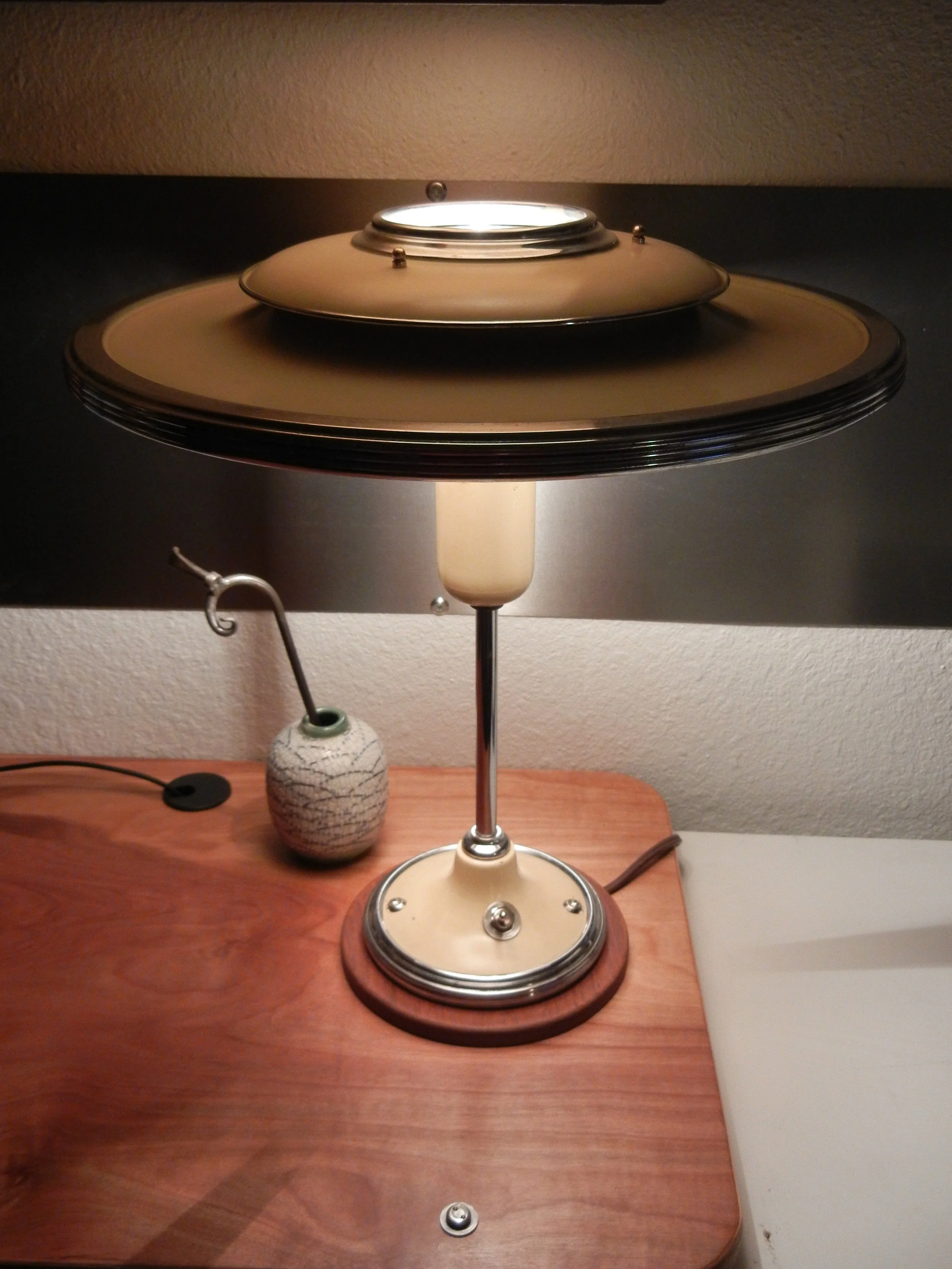 Seale_Table_Lamp.JPG