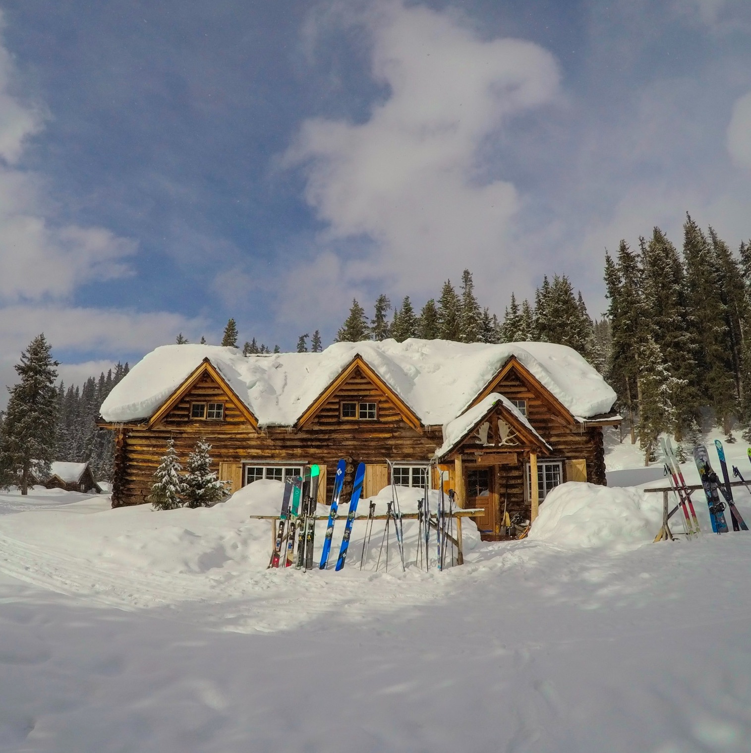 Skoki Lodge in winter