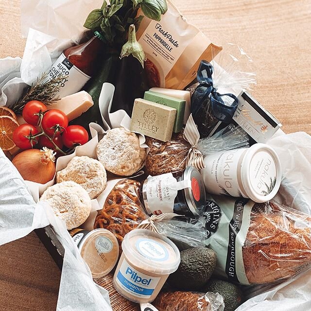 Finally she&rsquo;s here ! OUR DELUXE HAMPER✨ now available for purchase | give the ultimate gift | orders&bull; bonnie@buffetbybonnie.com.au #gift#newmum#birthday#baby#babymum#present#hamper#hampers#mothershamper