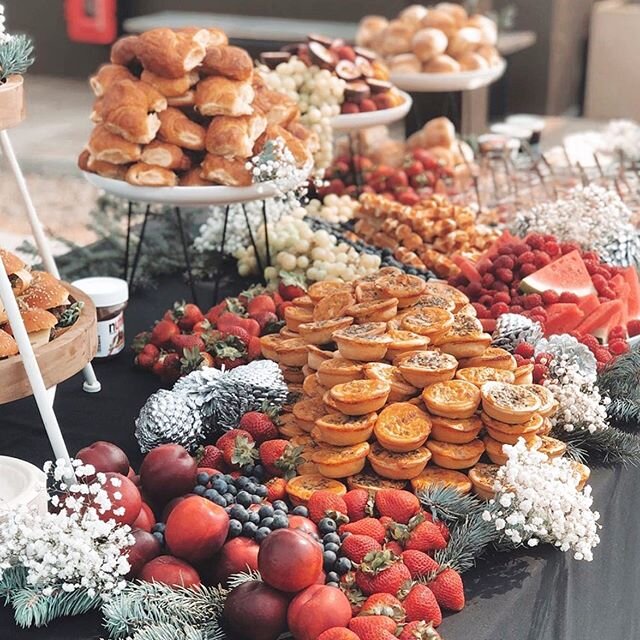 BREAKFAST GRAZING 🥐 | events &bull; bonnie@buffetbybonnie.com.au #graze#grazing#breakfast#gourmet#events#catering#brunch