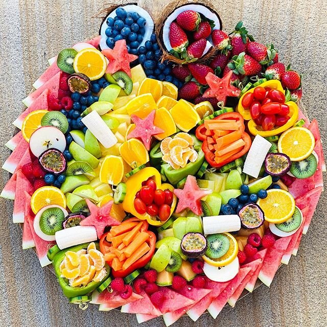 BIRTHDAYS @ KINDY 🎈🎈🎈 @amafoa #kidsfood#birthday#party#platters#dairyfree#nutfree#gf#birthdayfun#fruit#fresh#kindyfood