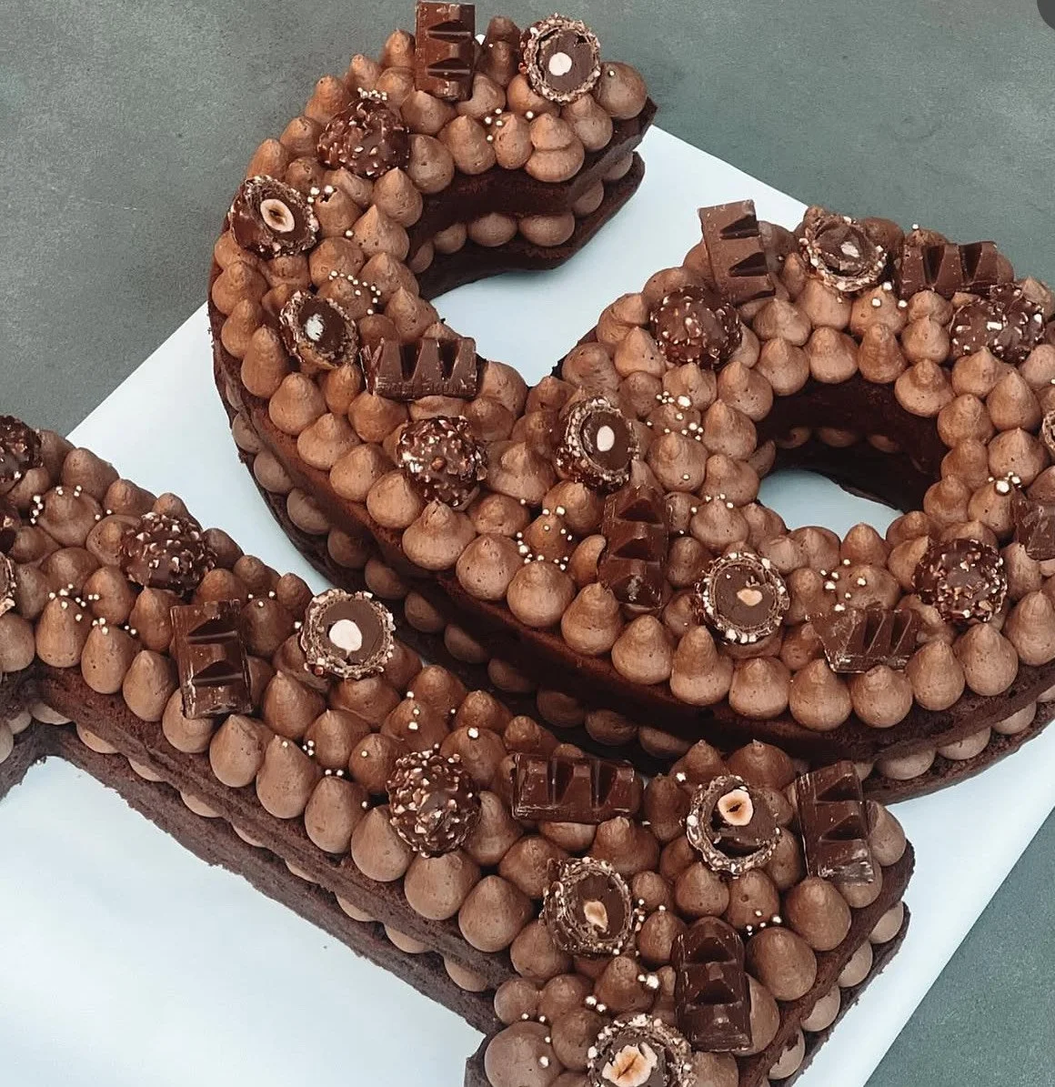 Chocolate cake 16.jpeg