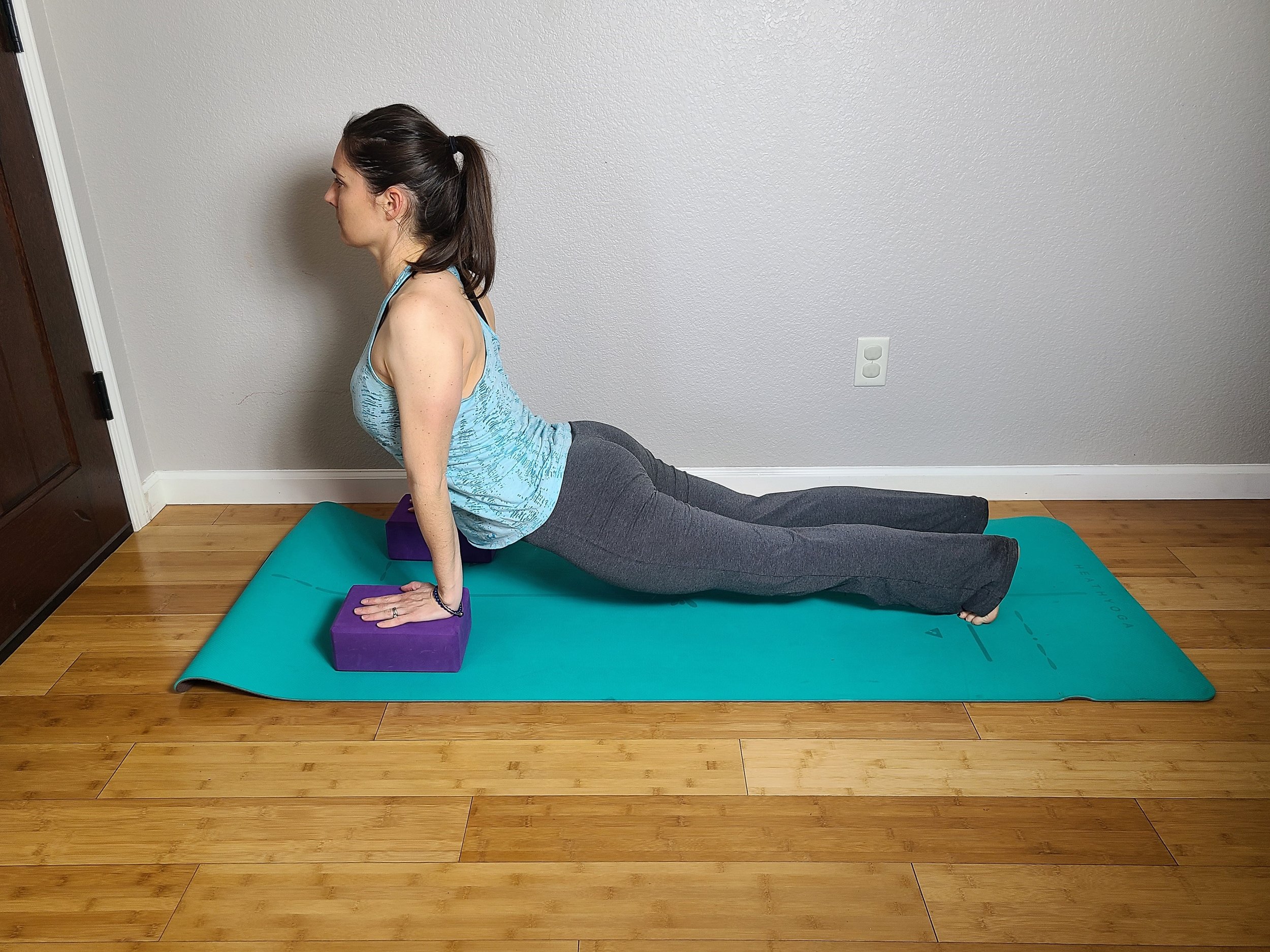 Purvottanasana or Upward Plank Pose Benefits & How to Do