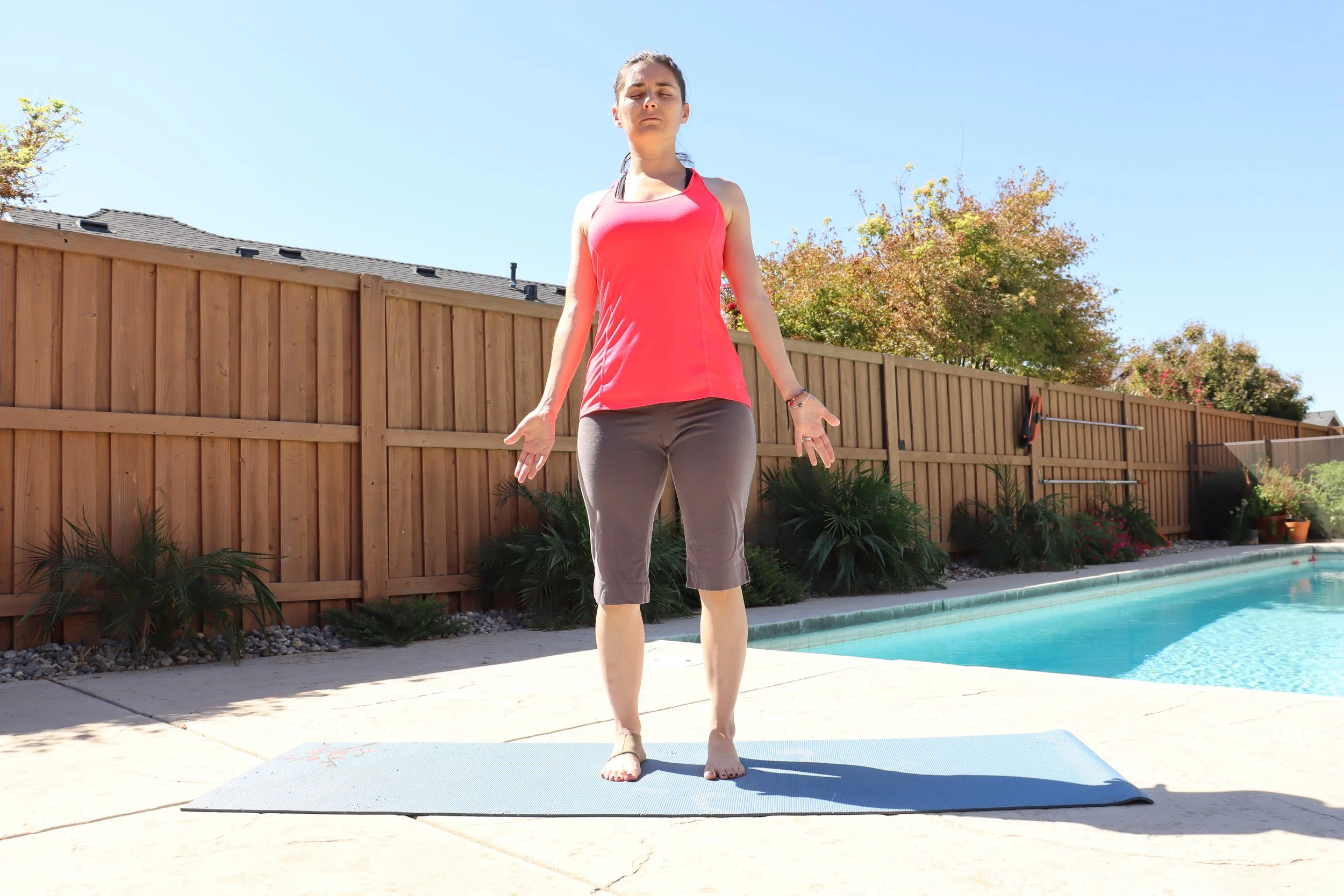 What are symptoms of leg length discrepancies?