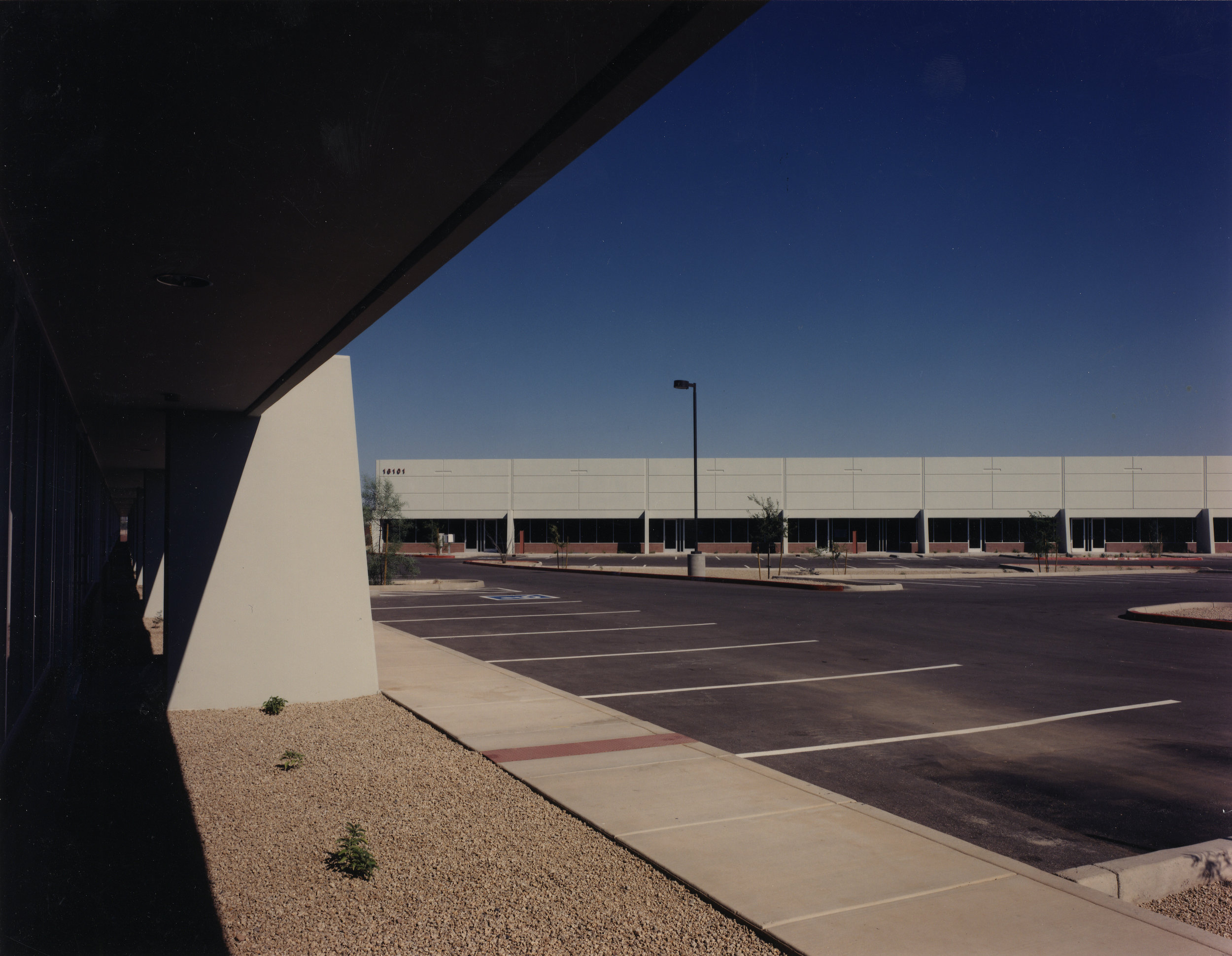 AP_183_2.jpg