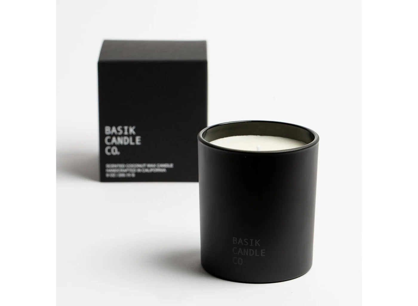 Basik candle - teakwood + leather
