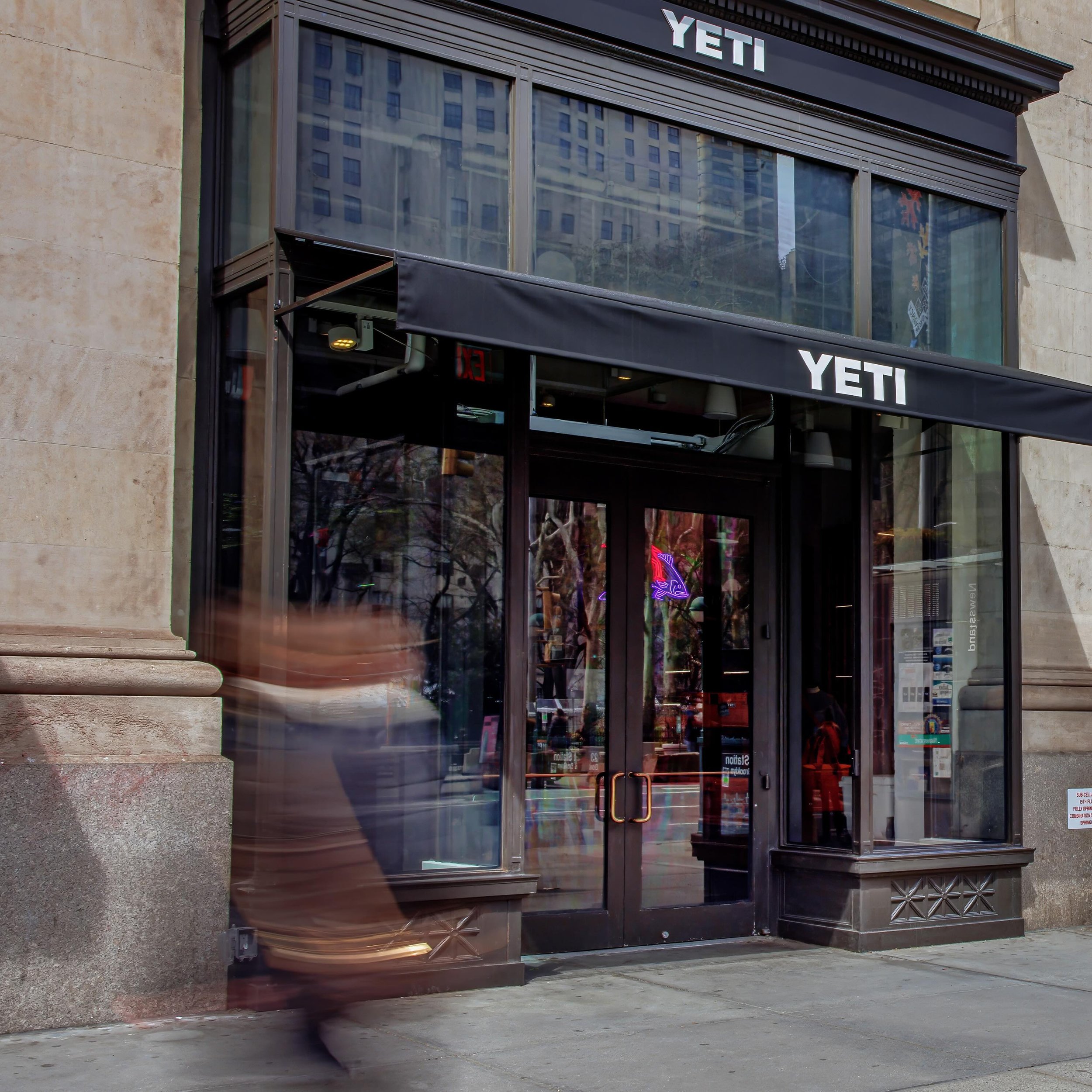 Back from a long one in NYC! We are stoked to have this one up and running in the Flatiron District. We even skirted the delays caused by the earthquake by a few hours! 

We&rsquo;ve got a lot more to come on this one!
.
.
.
.

#yeti #yetistore #reta
