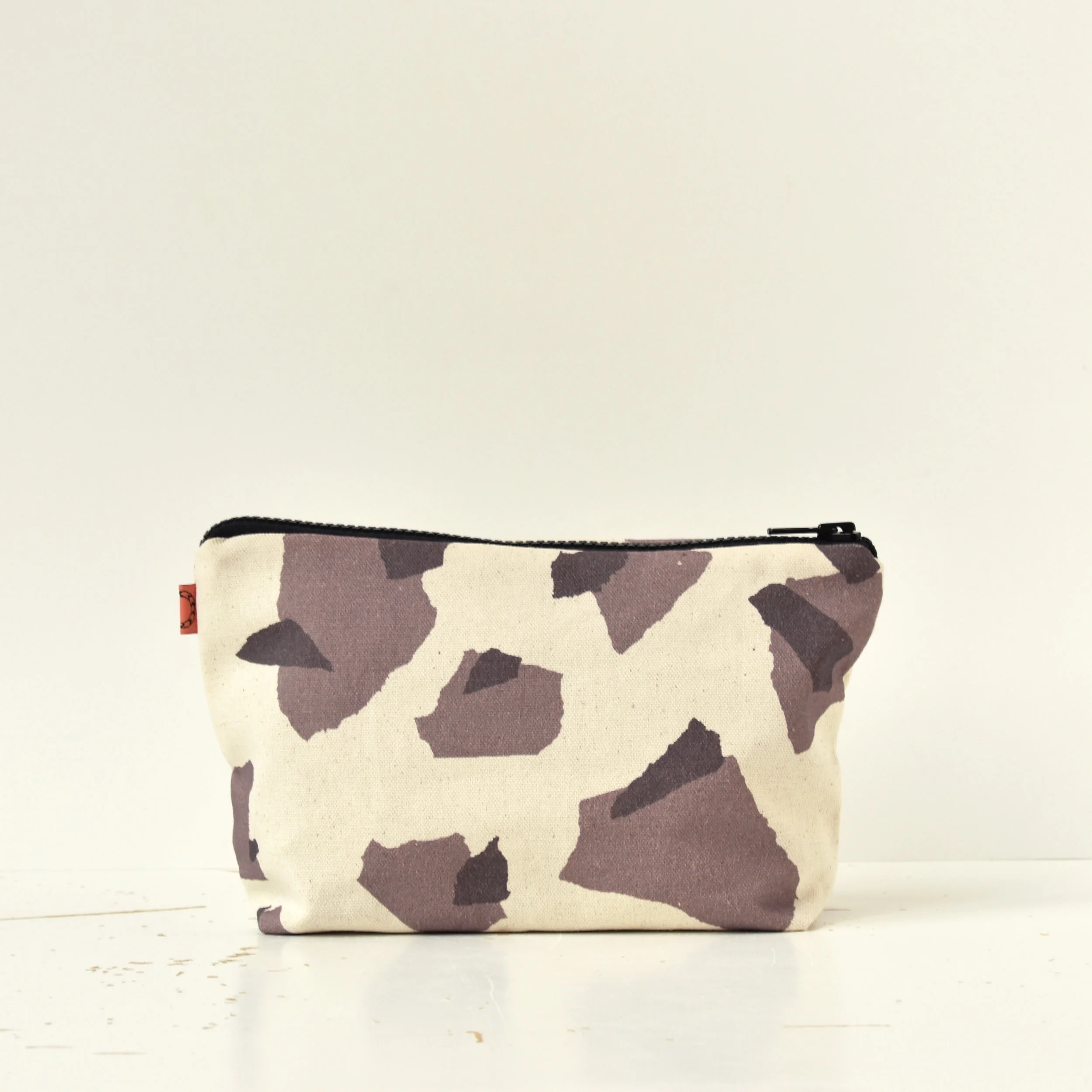 archive - greyscale wash bag