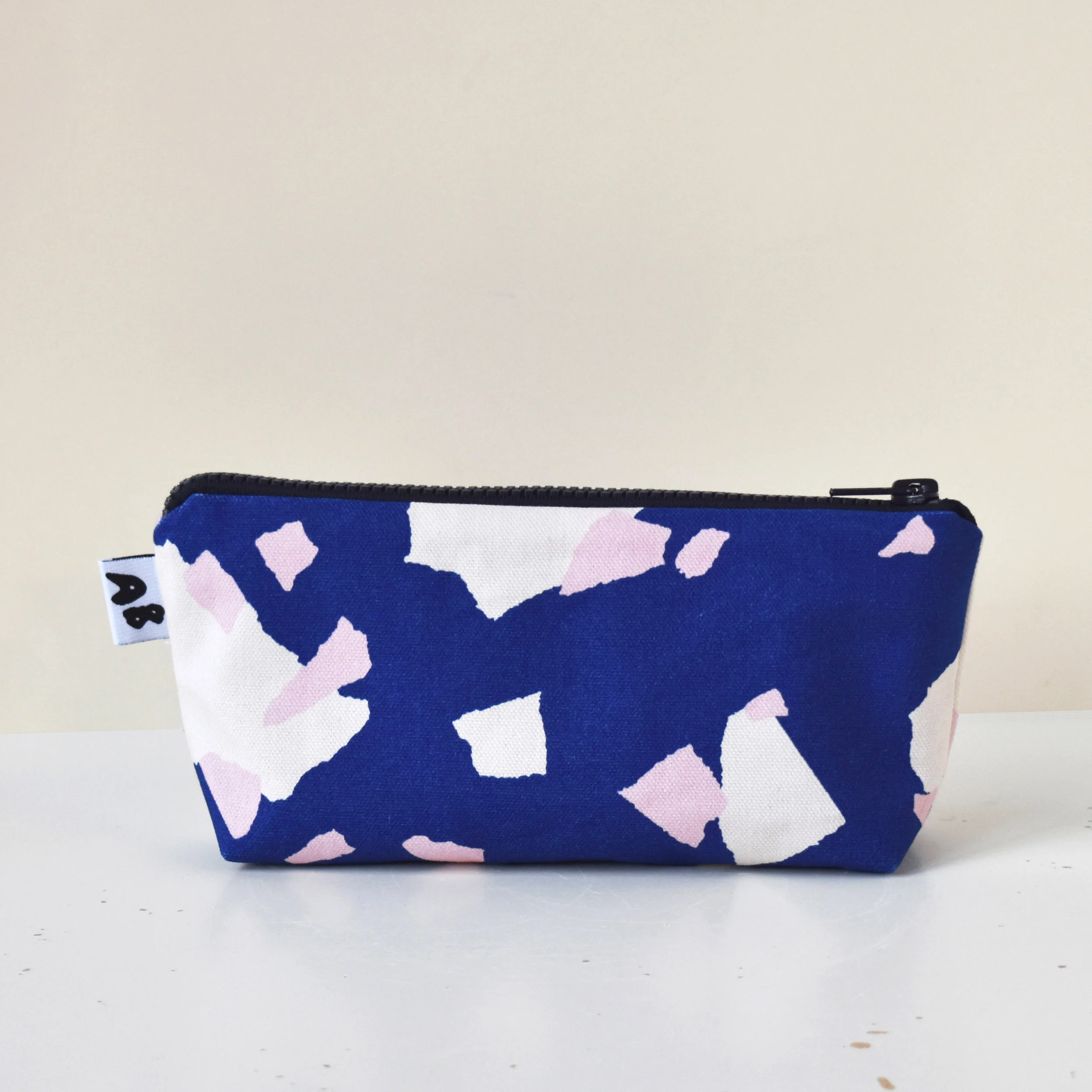 archive - sara zip pouch blue