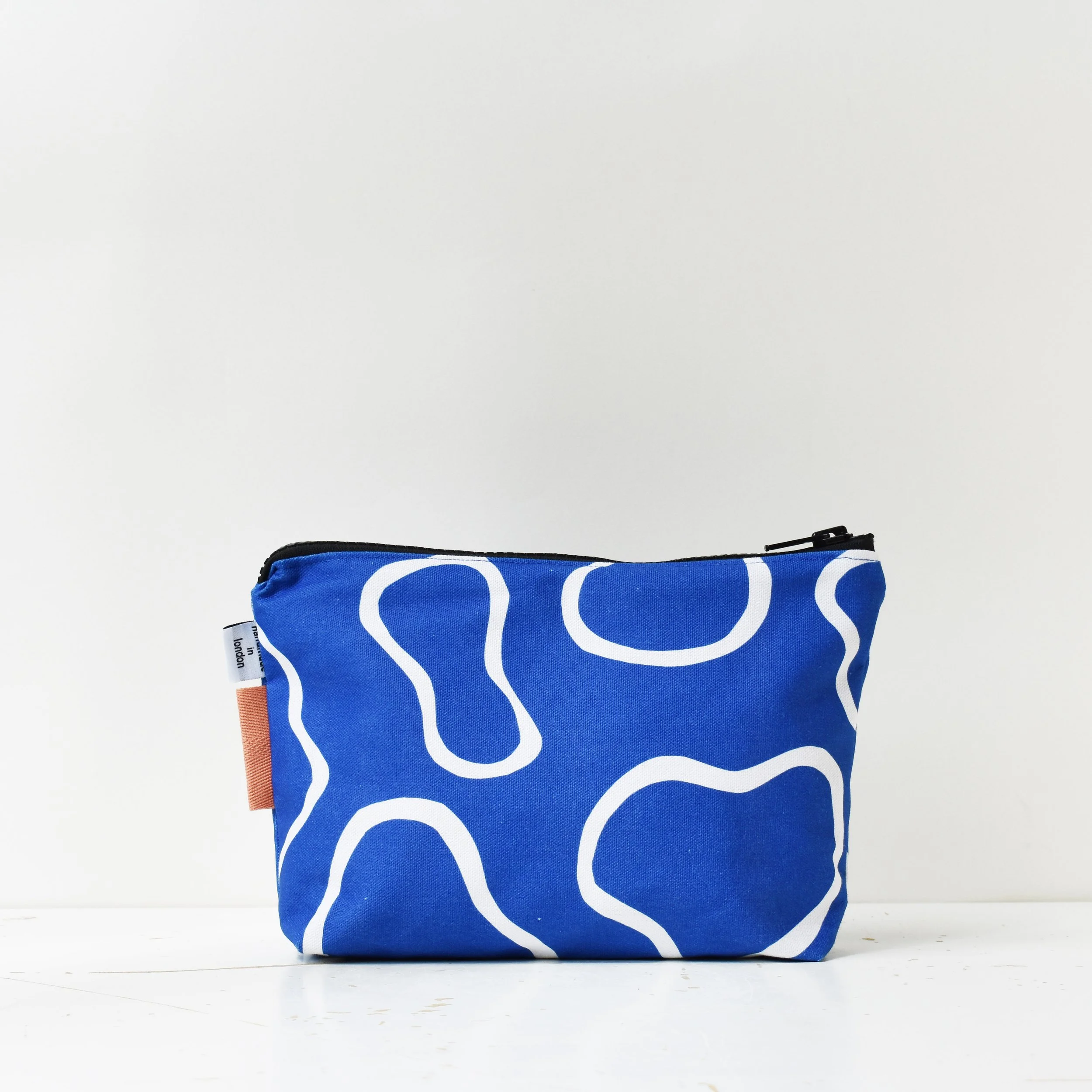 archive - silly string wash bag blue