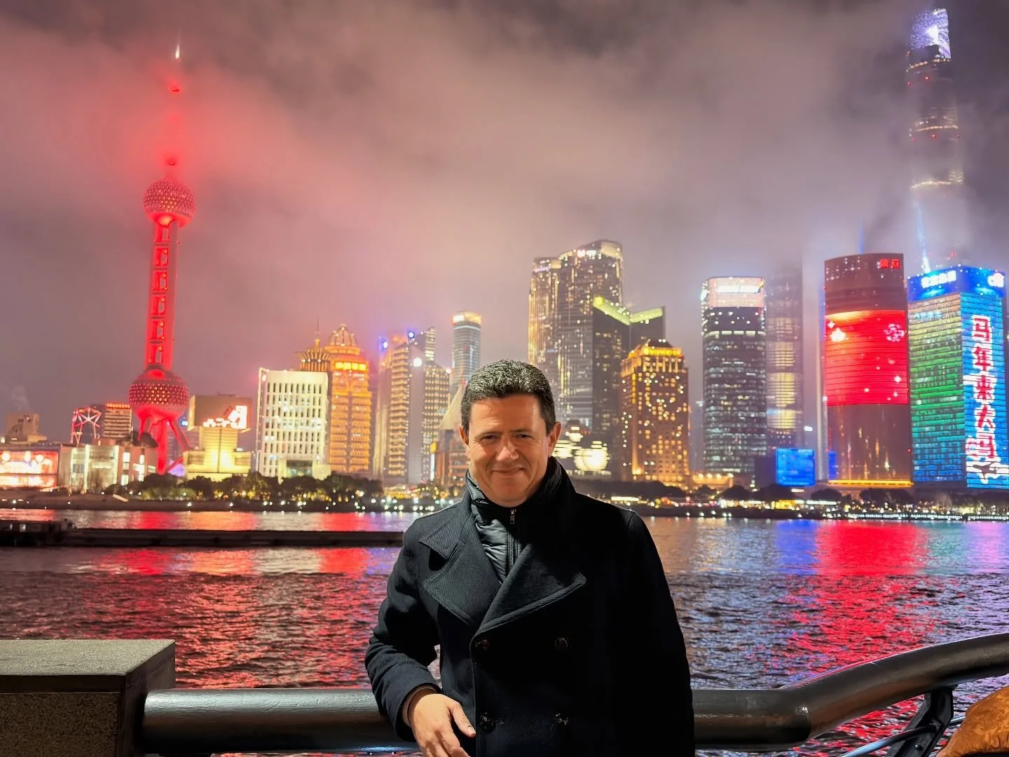 Shanghai at night &mdash; endlessly fascinating. ✨