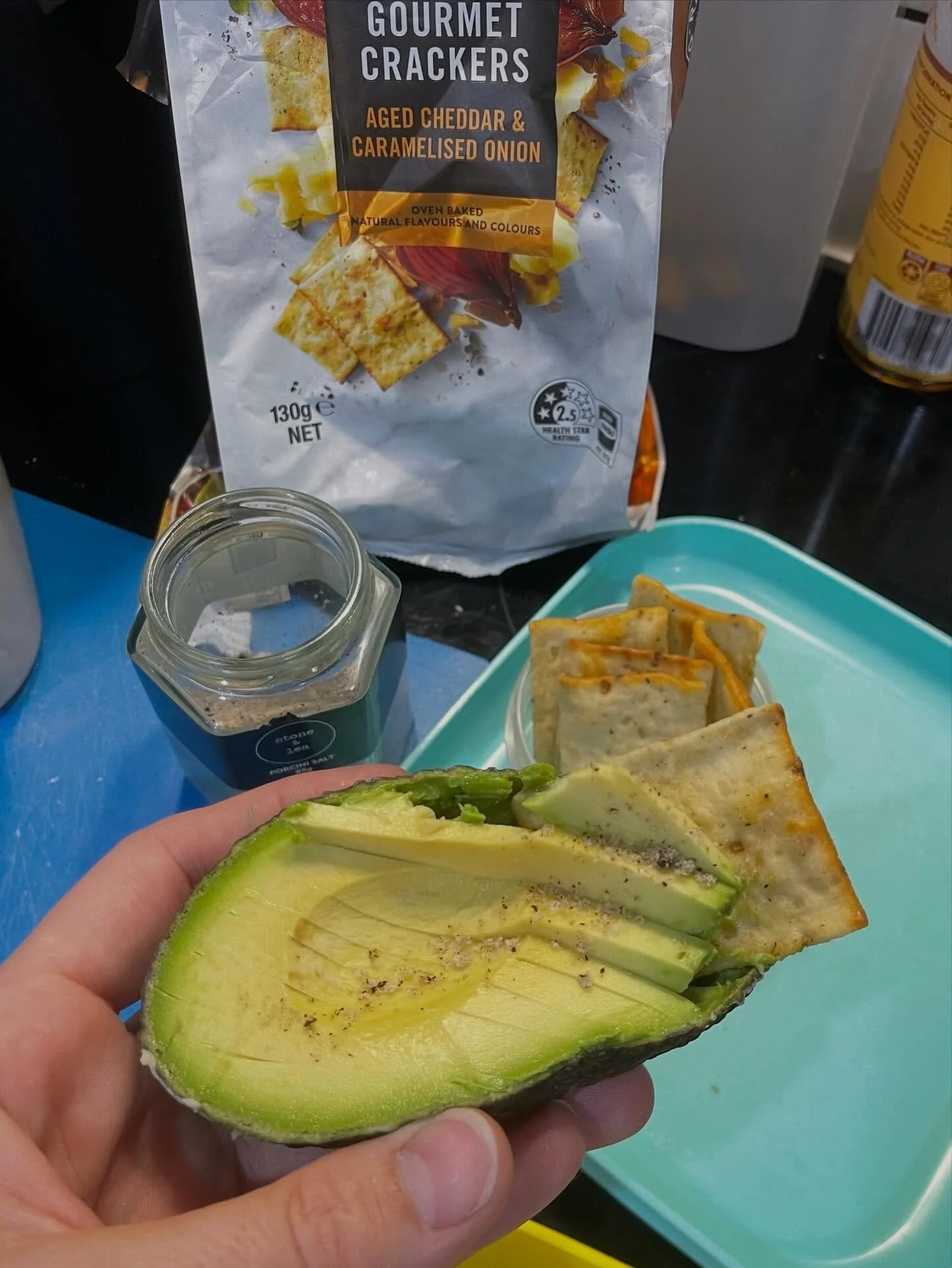 Arvo snack 🥑

SHOP: http://bit.ly/StoneandLea-PorciniSalt