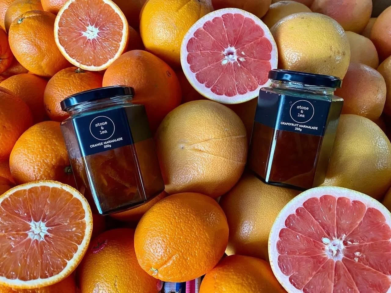 Hello Sunday 👋🏼 it&rsquo;s a wonderful fresh morning here at the @nundahmarkets 
🍊Our Orange and Grapefruit Marmalades are handmade here in Nundah with real fruit sourced from these local Markets!

#shoplocal #supportsmallbusiness #nundahmarkets