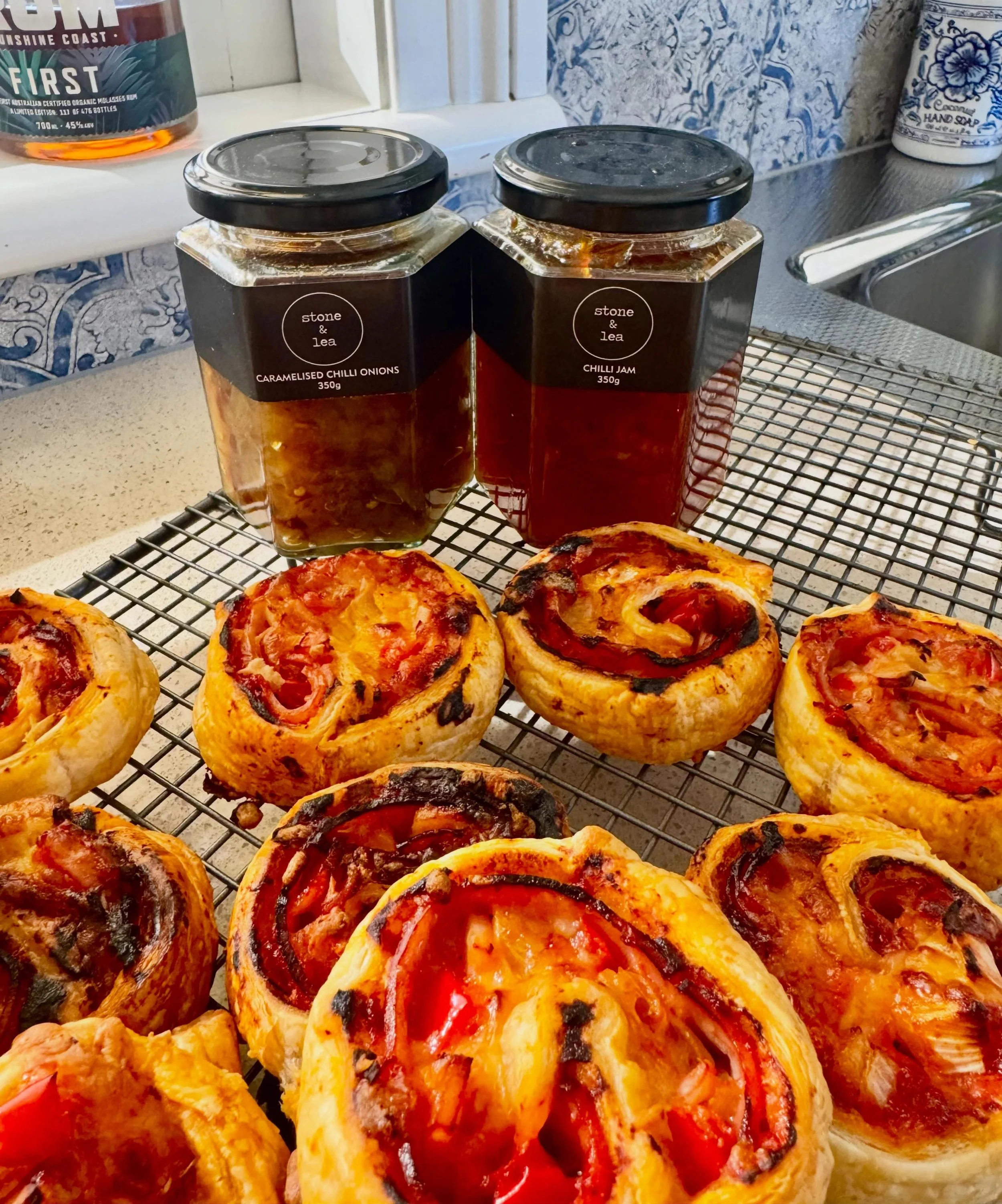 Spicing up your savoury scrolls 🌶️🔥

SHOP: 
http://bit.ly/StoneandLea-CaramelisedChilliOnions
http://bit.ly/StoneandLea-ChilliJam