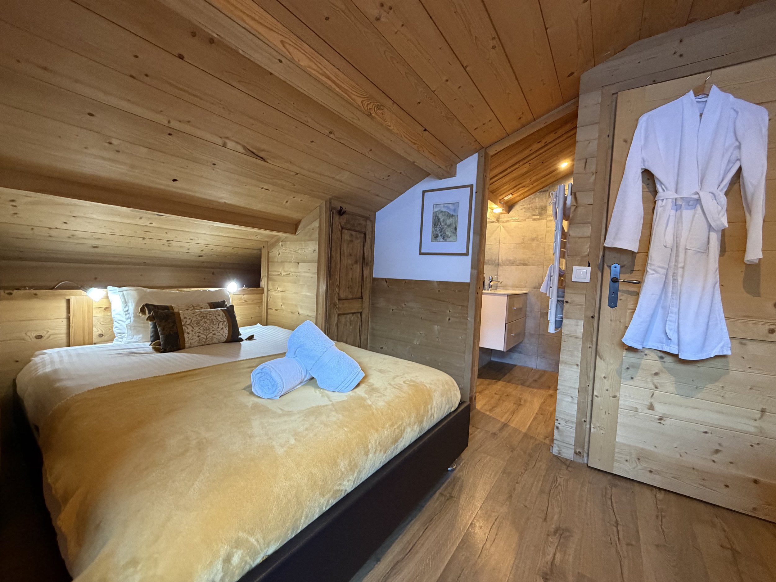 boudu bathroom 1.jpeg