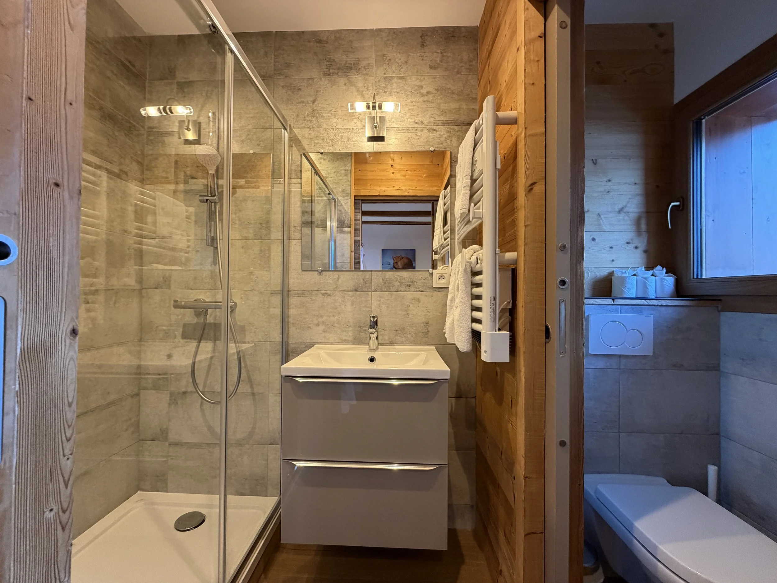 boudu bathroom 2.jpeg