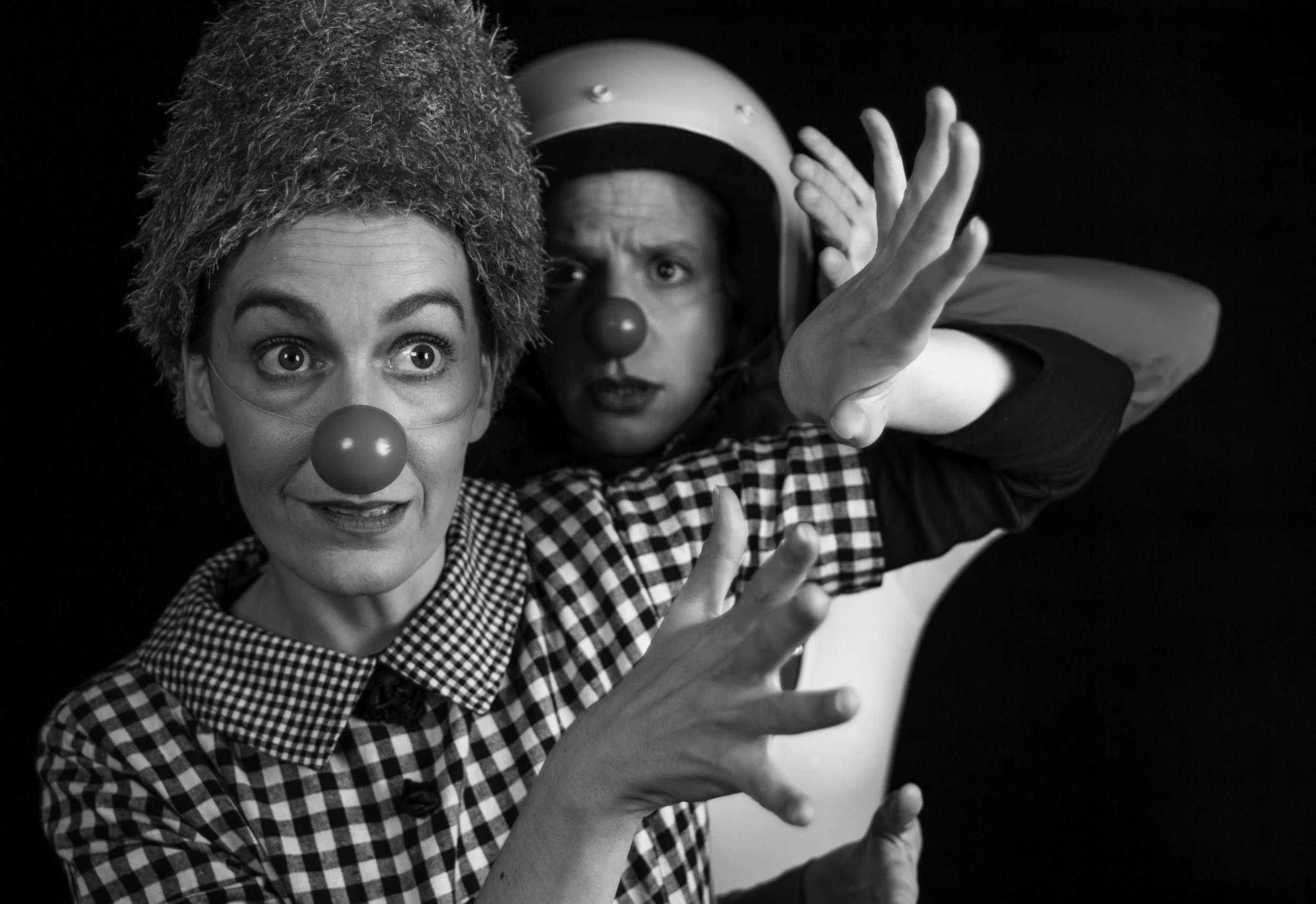 Jenine Collocott & Barbara Draeger A_DAY_IN_THE_DESERT_BY_DEAN_HUTTON-9-BW.jpg