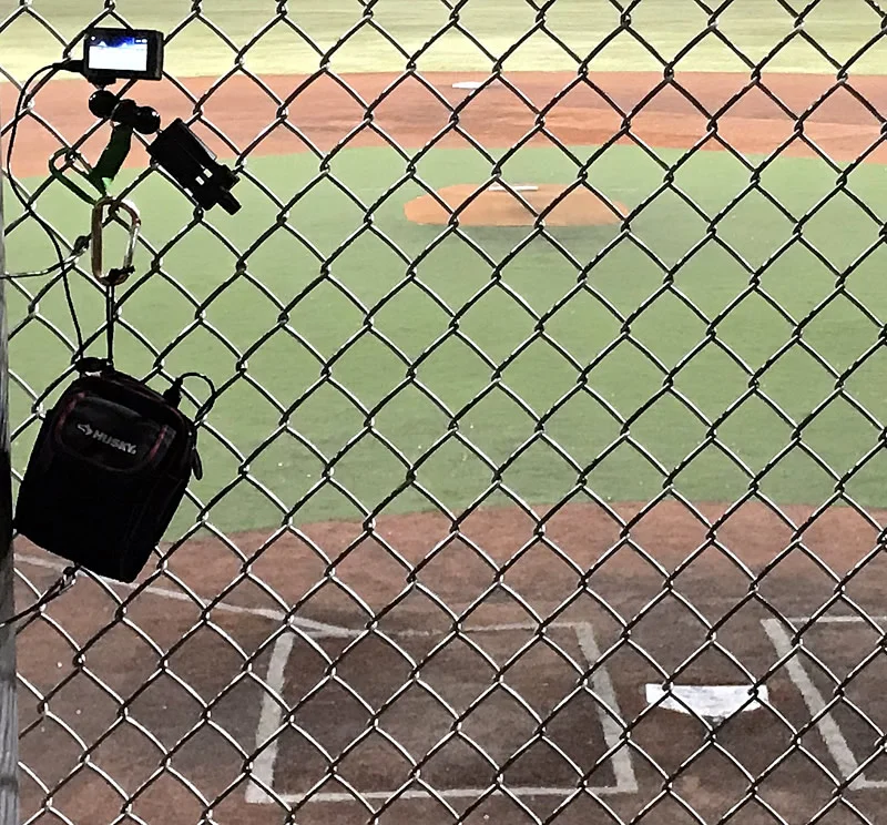 Yi4K_camera_mounted_on_fence2.jpg