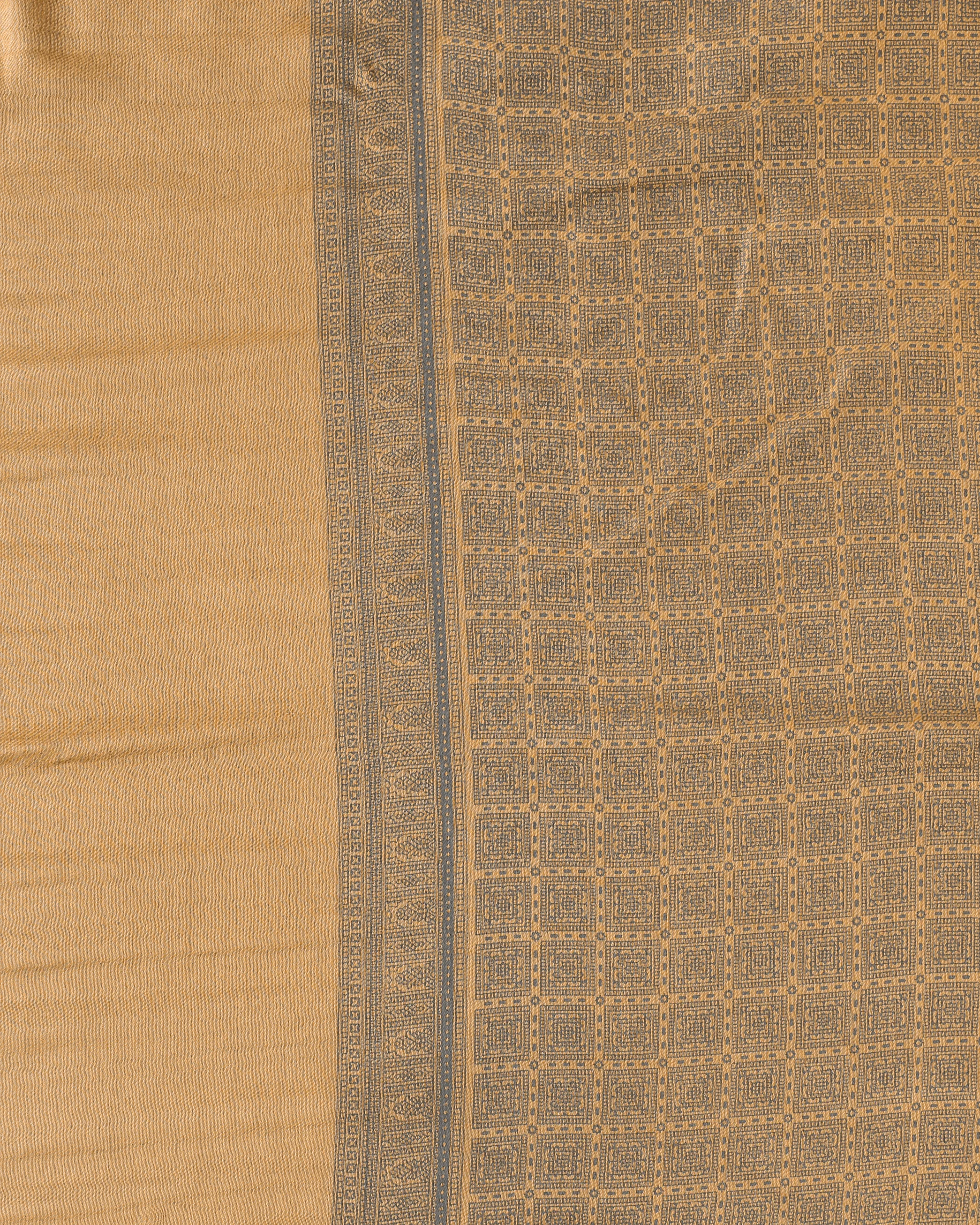 Labyrinth-beige-grigio-2.jpg