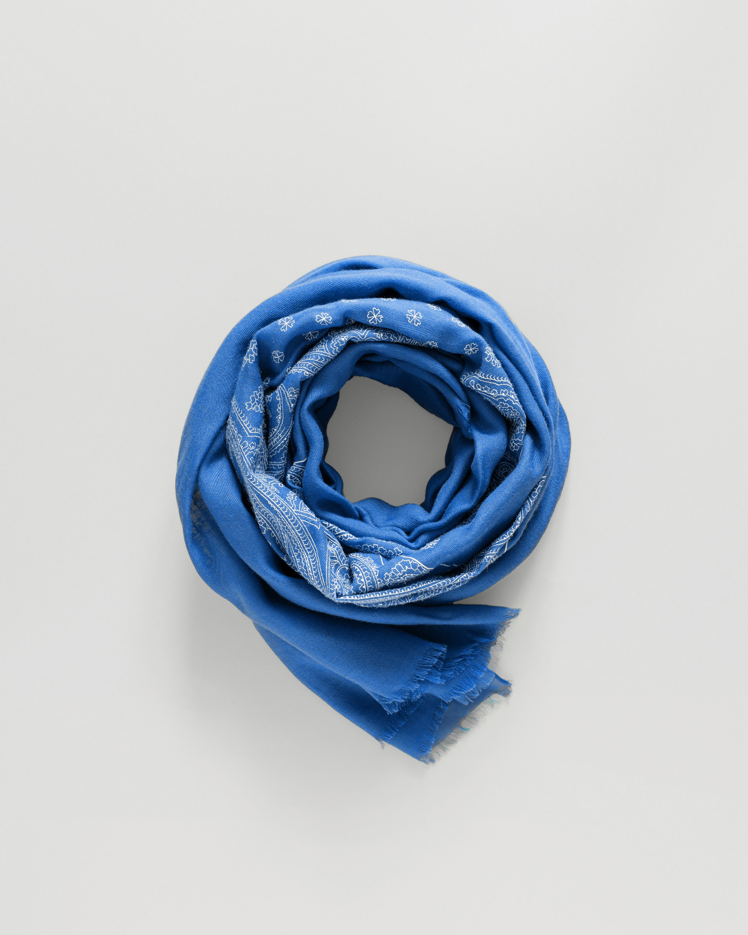 paisley-blu-bianco-1.jpg