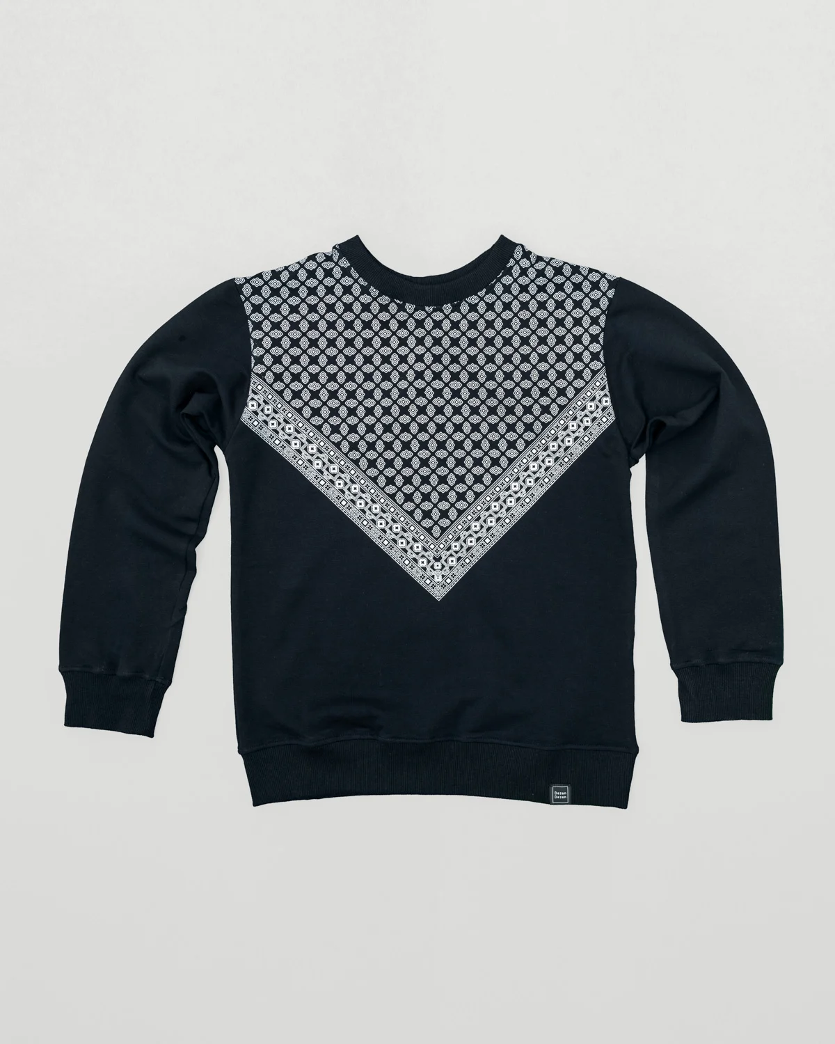DZ510_211-Sweatshirt-blue-with-white-televisors-print.jpg