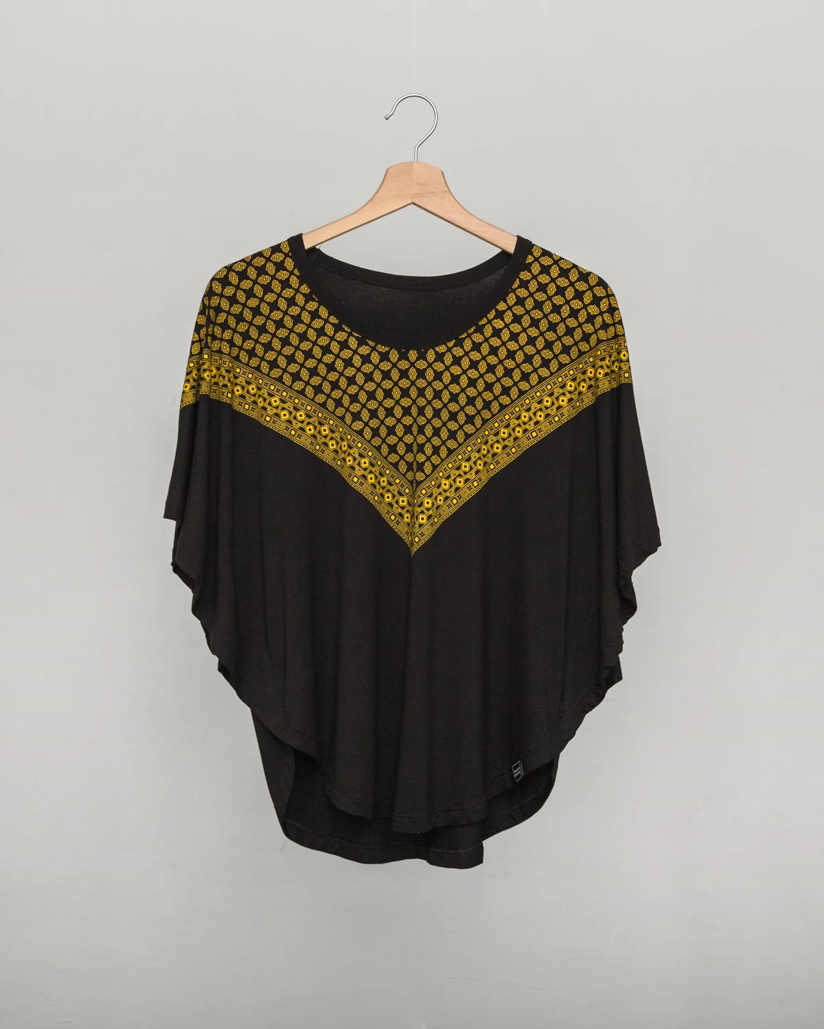 DZ620_235 - 2.jpg