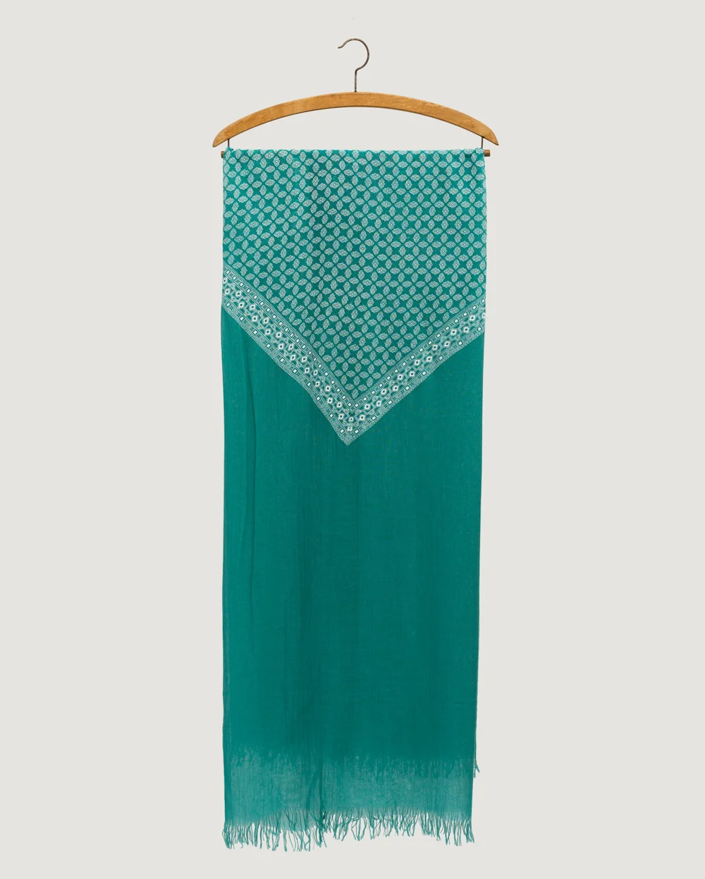 scarf_1_a.jpg
