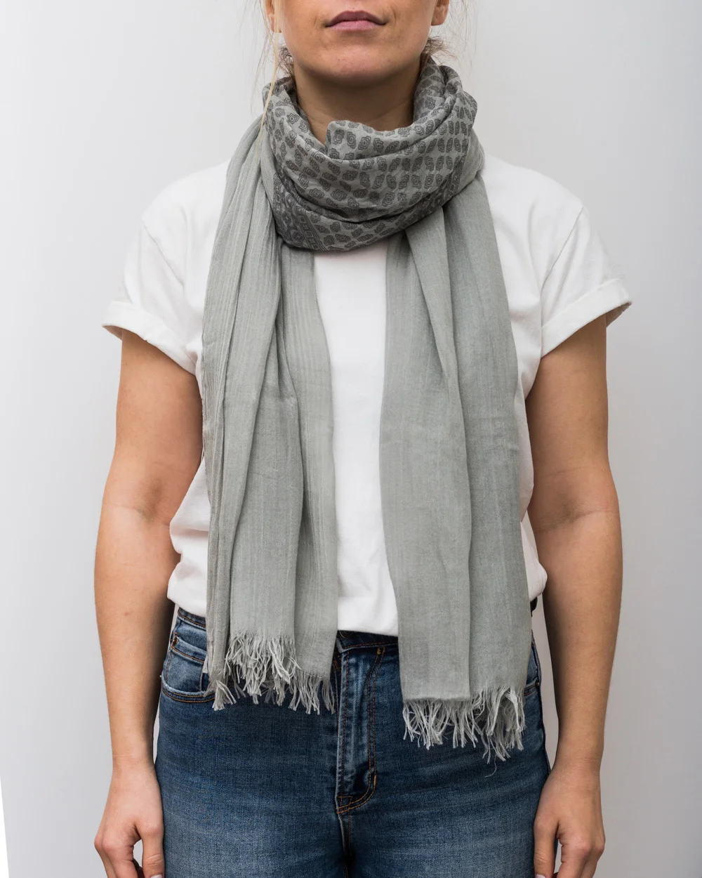 scarf_8_c.jpg