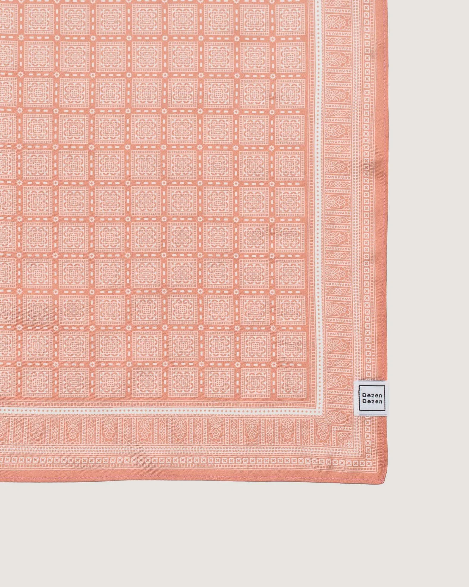 Kerchief Silk Dezen Dezen - Pink and white7.jpg