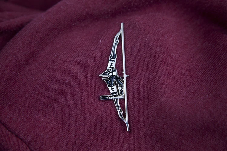 Storm Bow Pin
