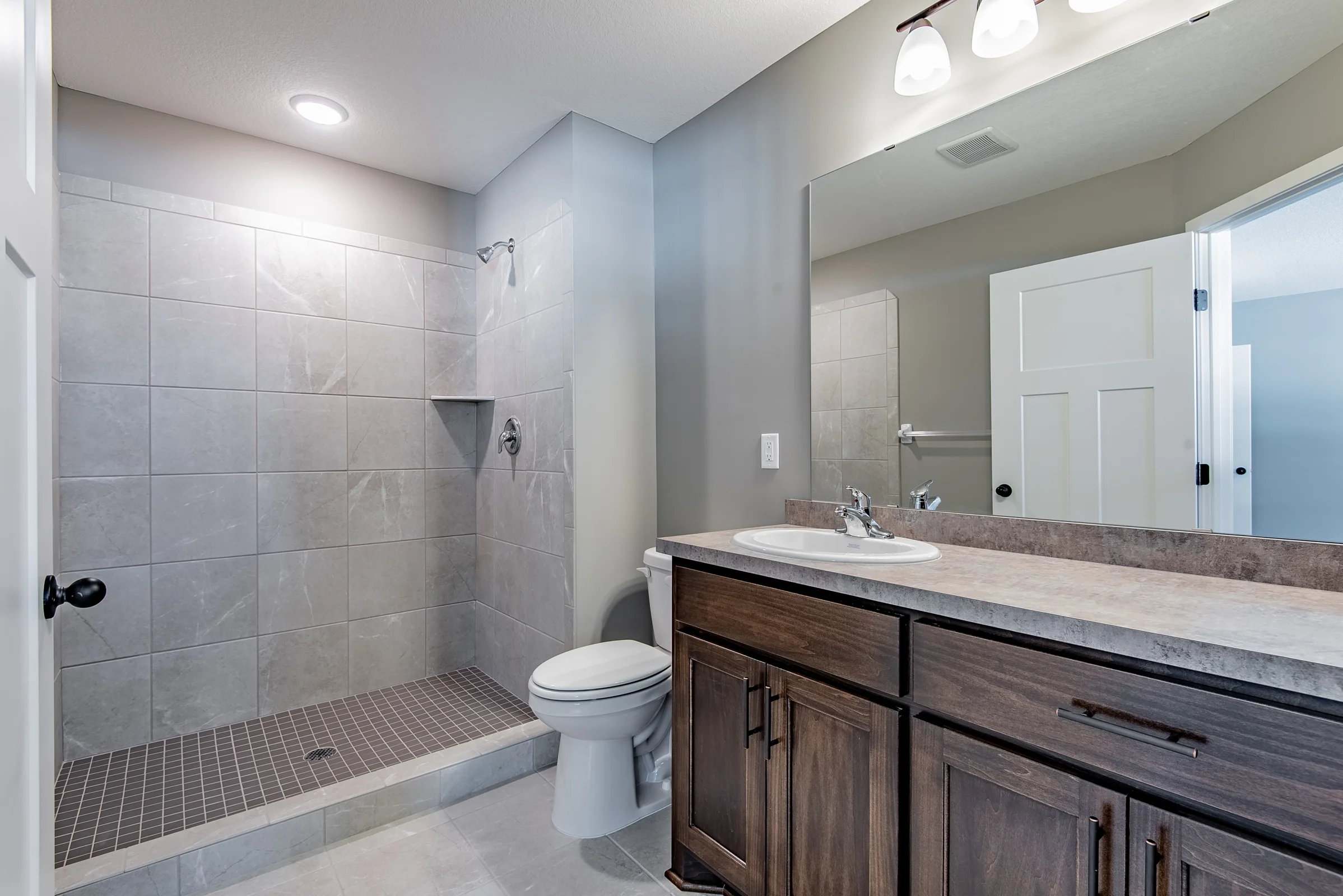 759 11th Ave SW-27.jpg