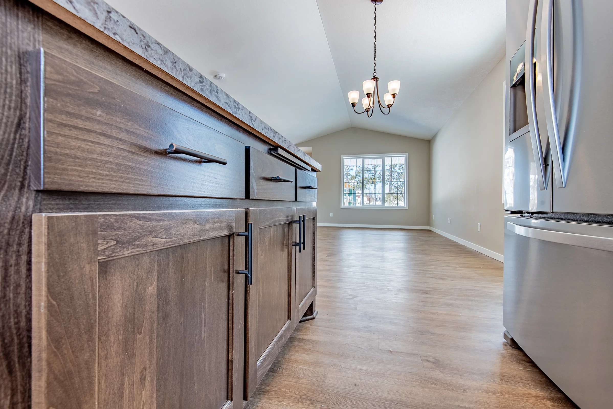 777 11th Ave SW-14.jpg