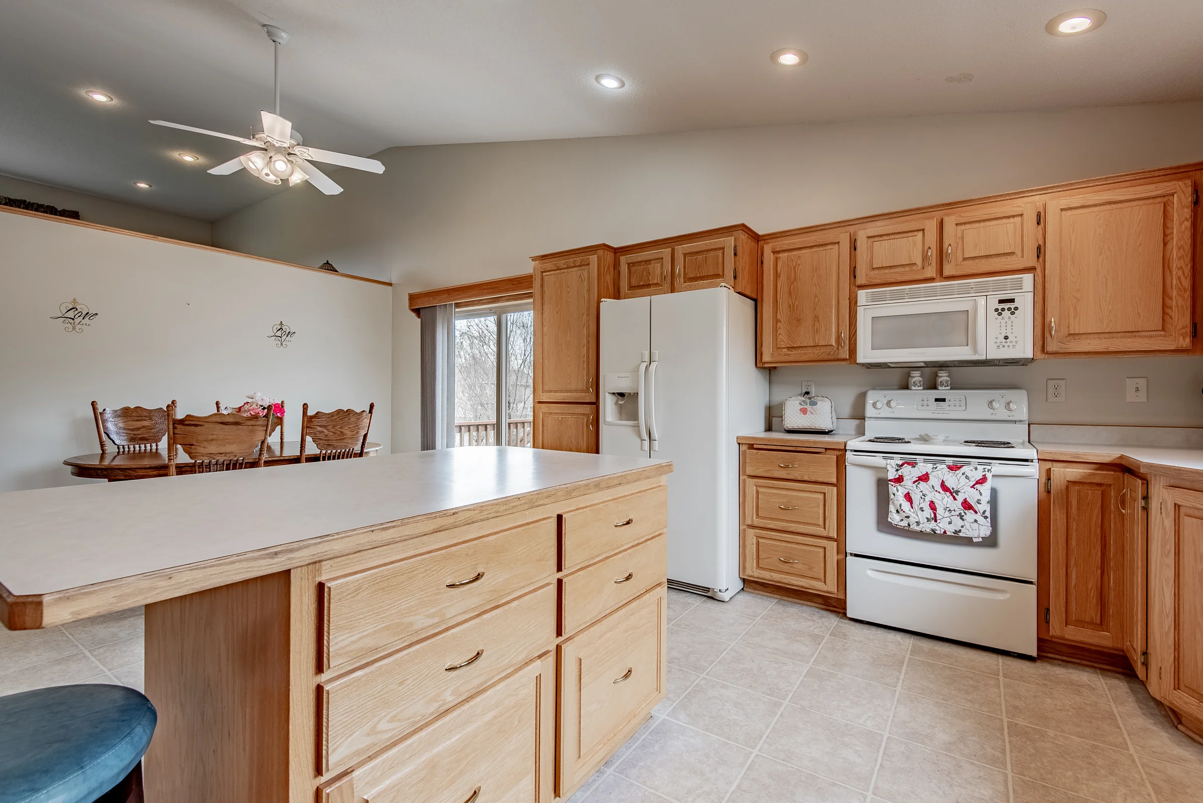 408 12th Ave NW-15.jpg