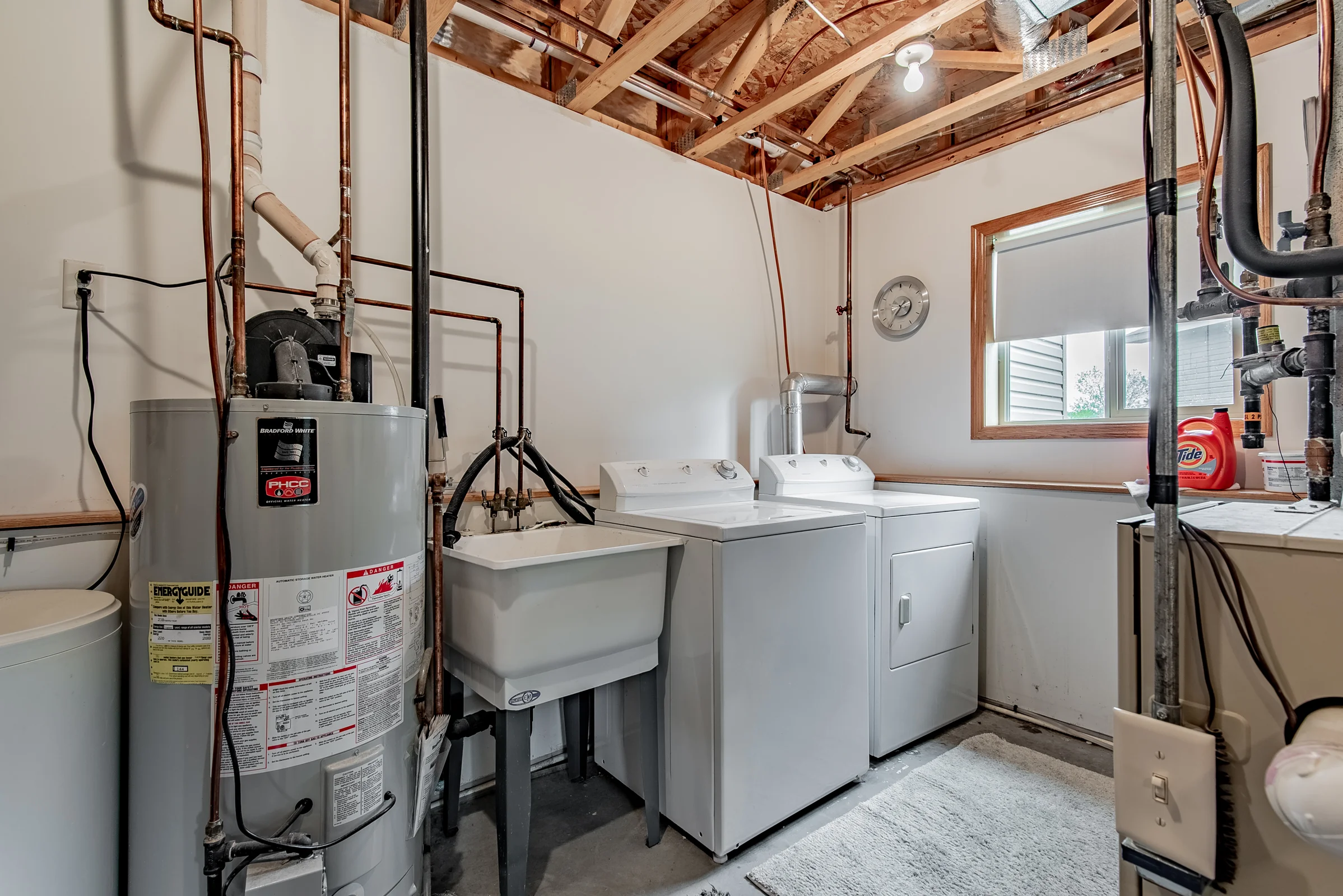 408 12th Ave NW-32.jpg